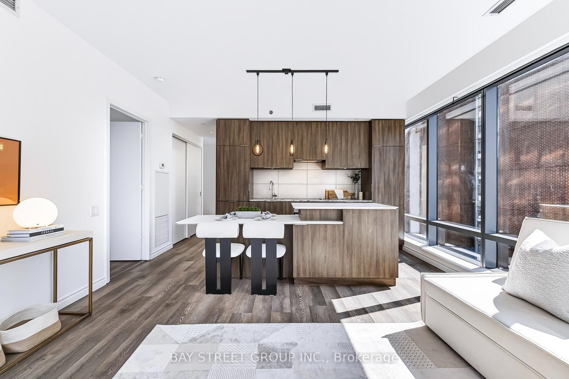 Photo 10 of Unit 908, 5 St Joseph Street, Toronto, Bay Street Corridor — HOMEH