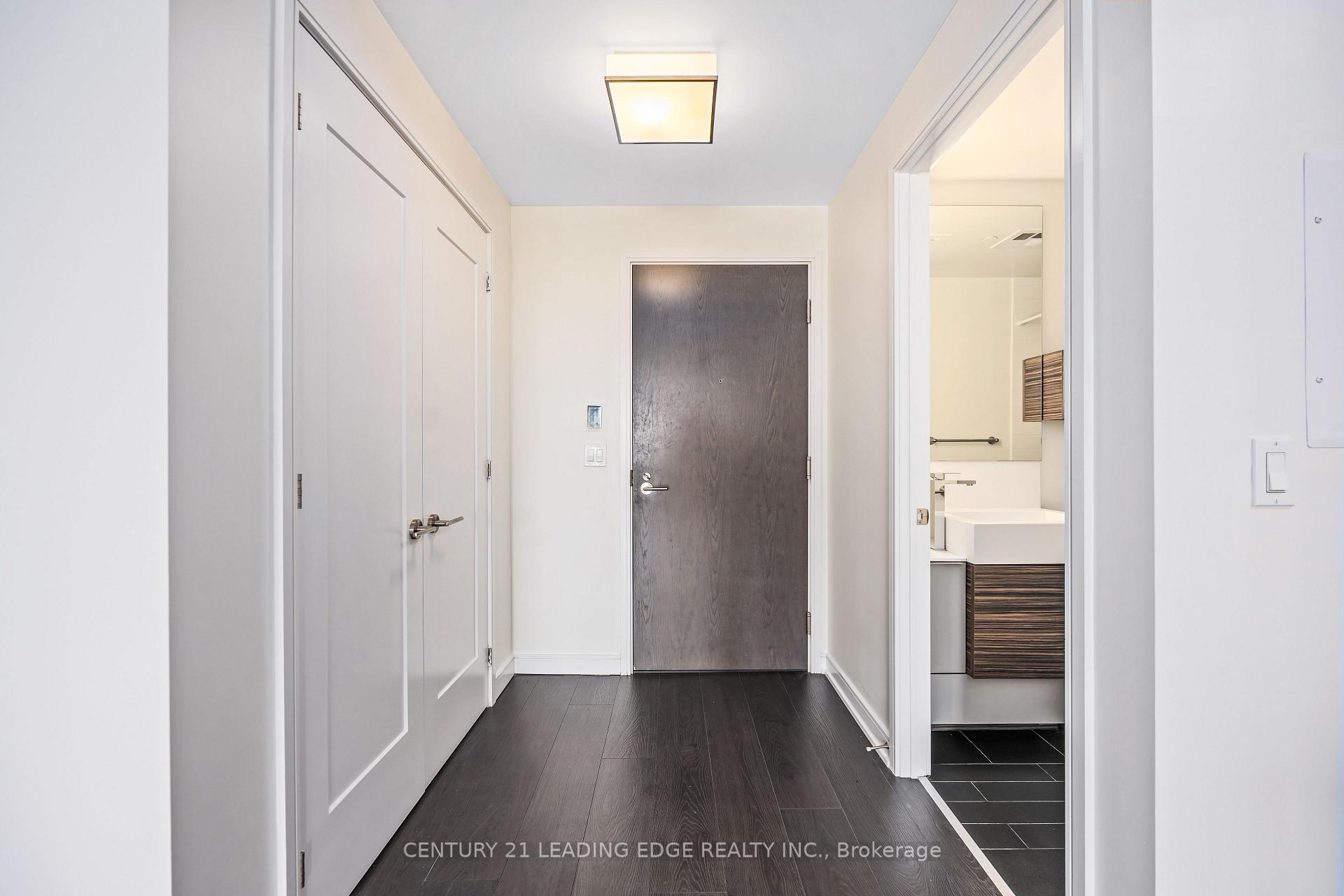 Photo 4 of Unit 2703, 88 Scott Street, Toronto, Church-Yonge Corridor — HOMEH