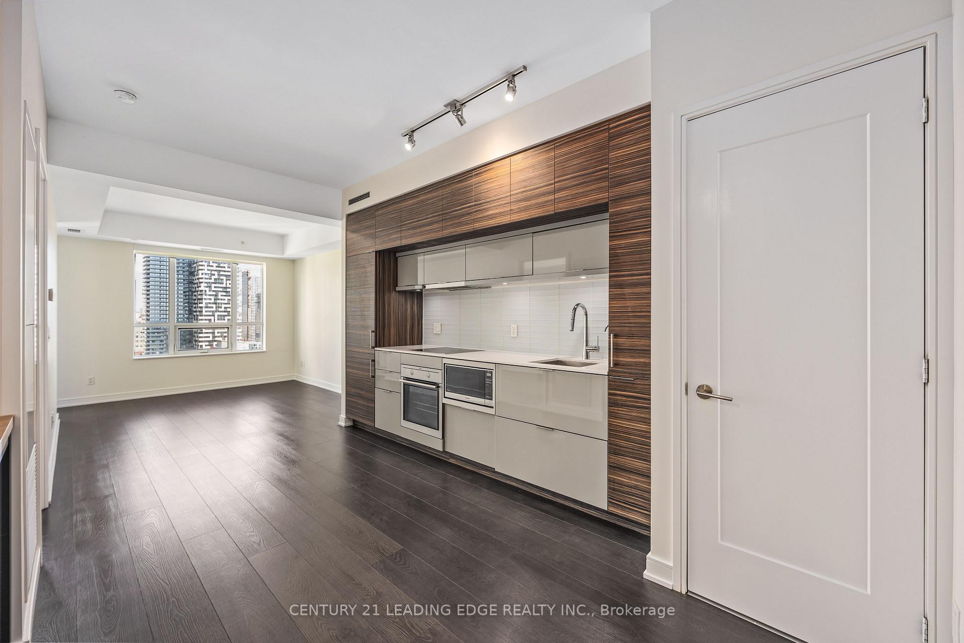 Photo 5 of Unit 2703, 88 Scott Street, Toronto, Church-Yonge Corridor — HOMEH