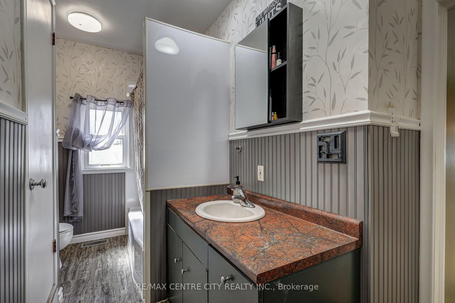 Photo 17 of 264 John Street S, Aylmer — HOMEH