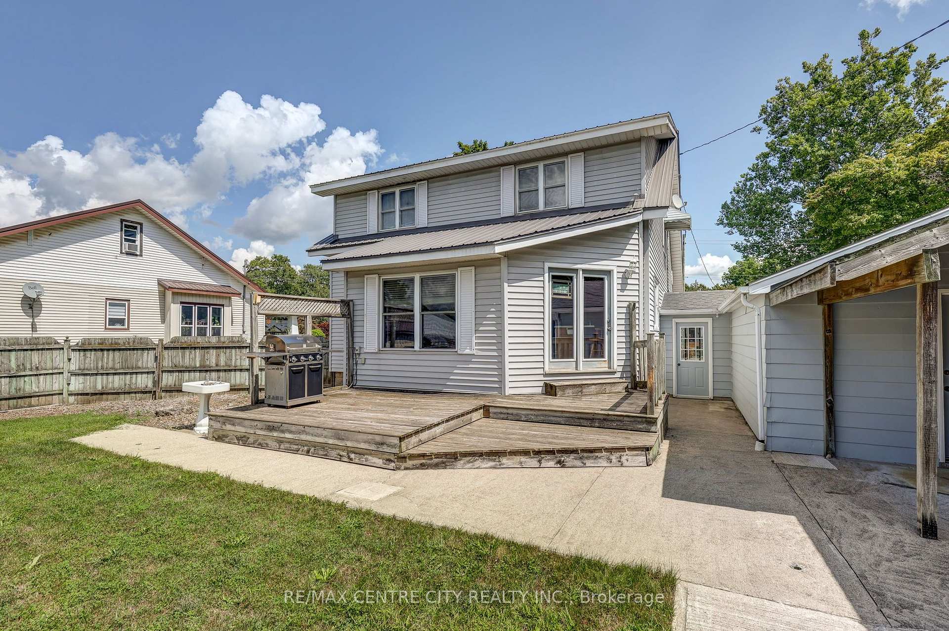 Photo 32 of 264 John Street S, Aylmer — HOMEH