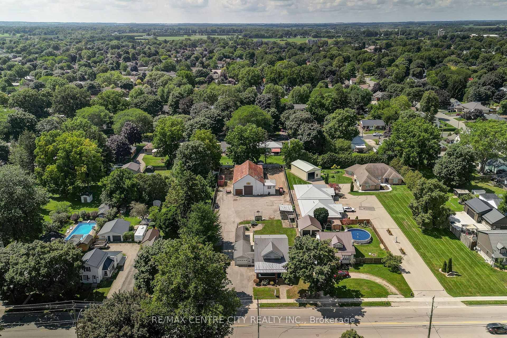 Photo 43 of 264 John Street S, Aylmer — HOMEH