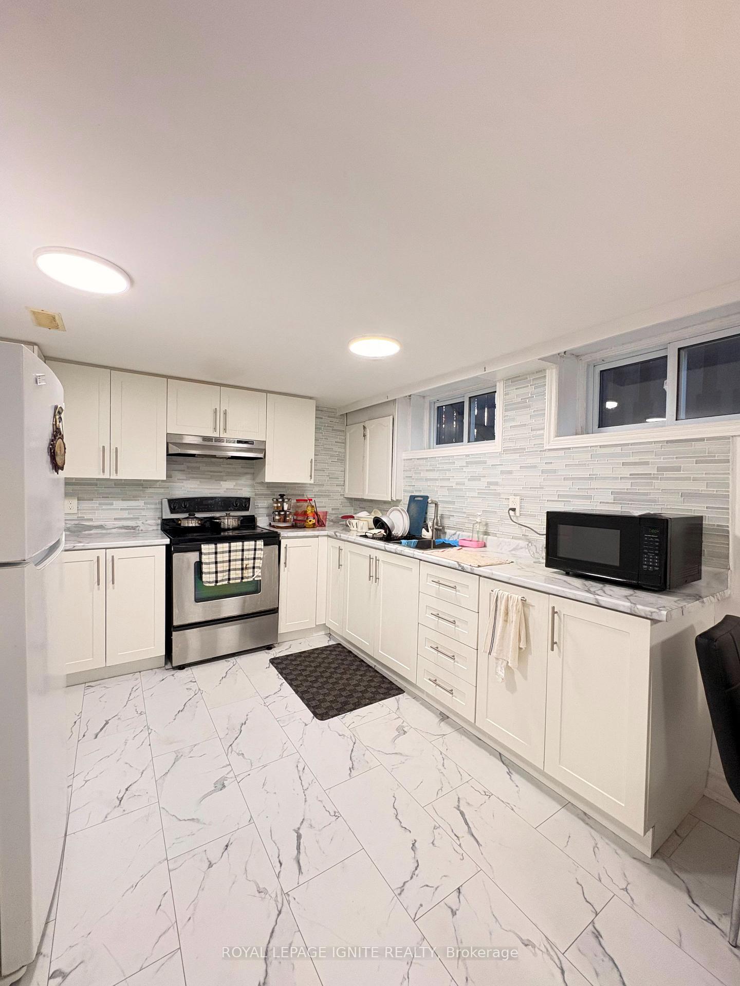 Photo 2 of Unit Bsmt, 7 Marlena Drive, Scarborough, West Hill — HOMEH