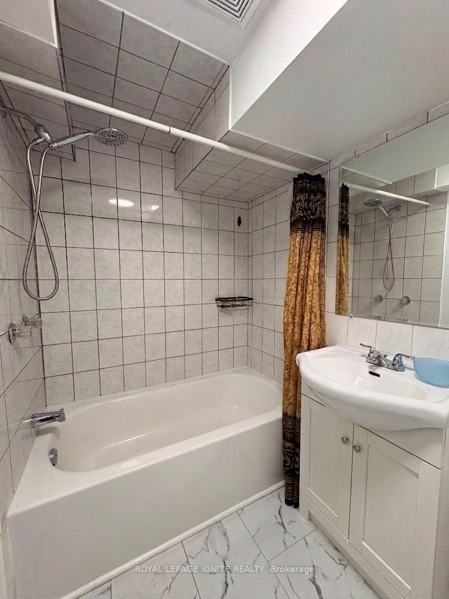 Photo 4 of Unit Bsmt, 7 Marlena Drive, Scarborough, West Hill — HOMEH