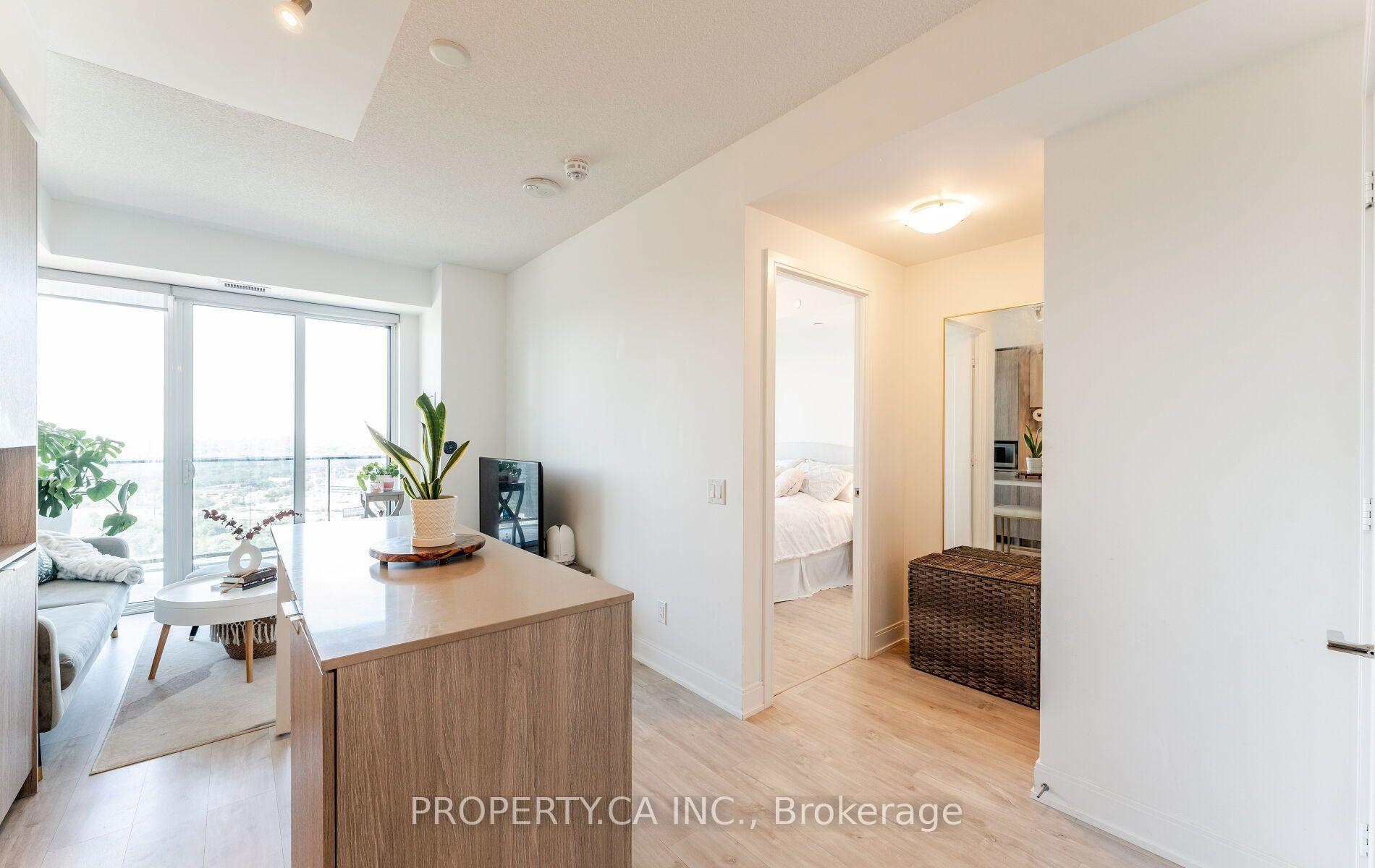 Photo 6 of Unit 2709, 70 Annie Craig Drive, Etobicoke, Mimico — HOMEH