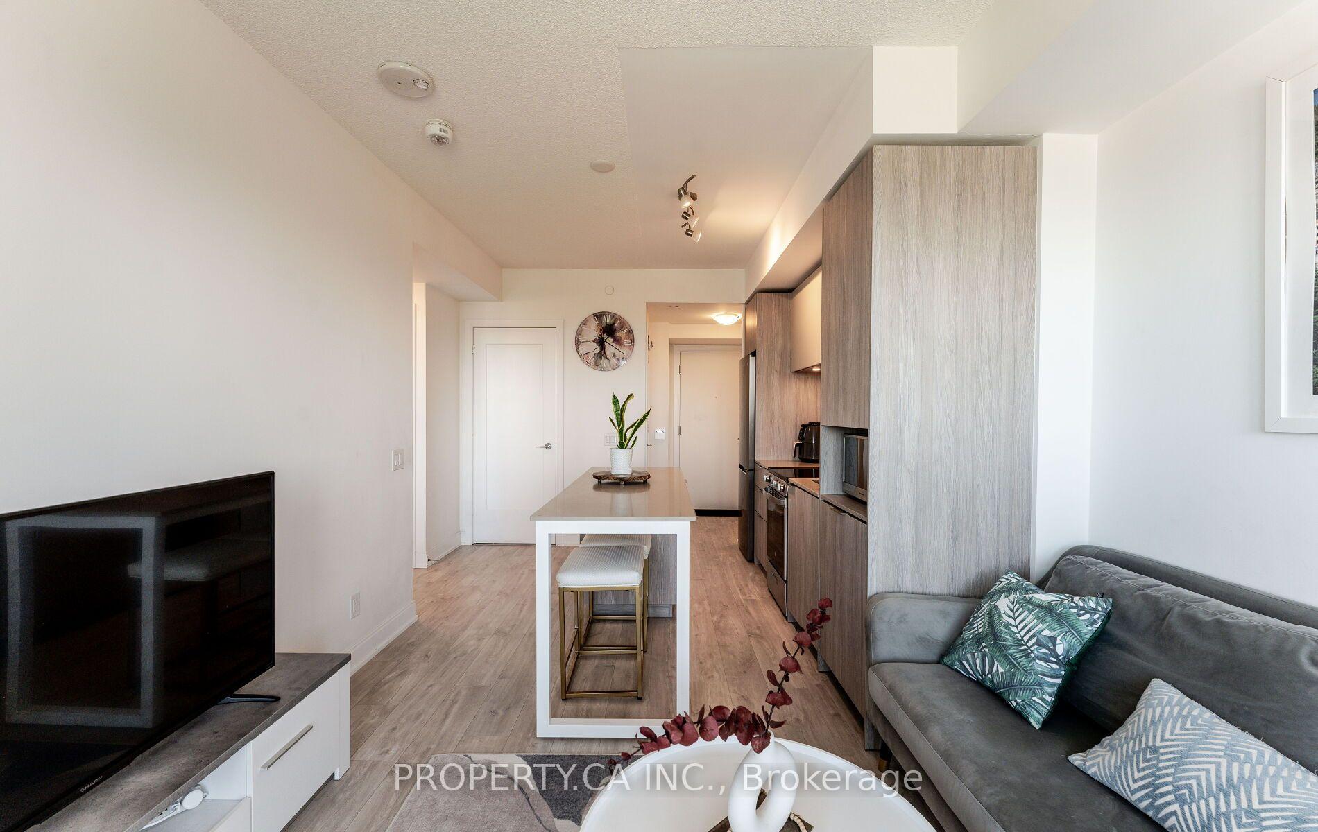 Photo 12 of Unit 2709, 70 Annie Craig Drive, Etobicoke, Mimico — HOMEH
