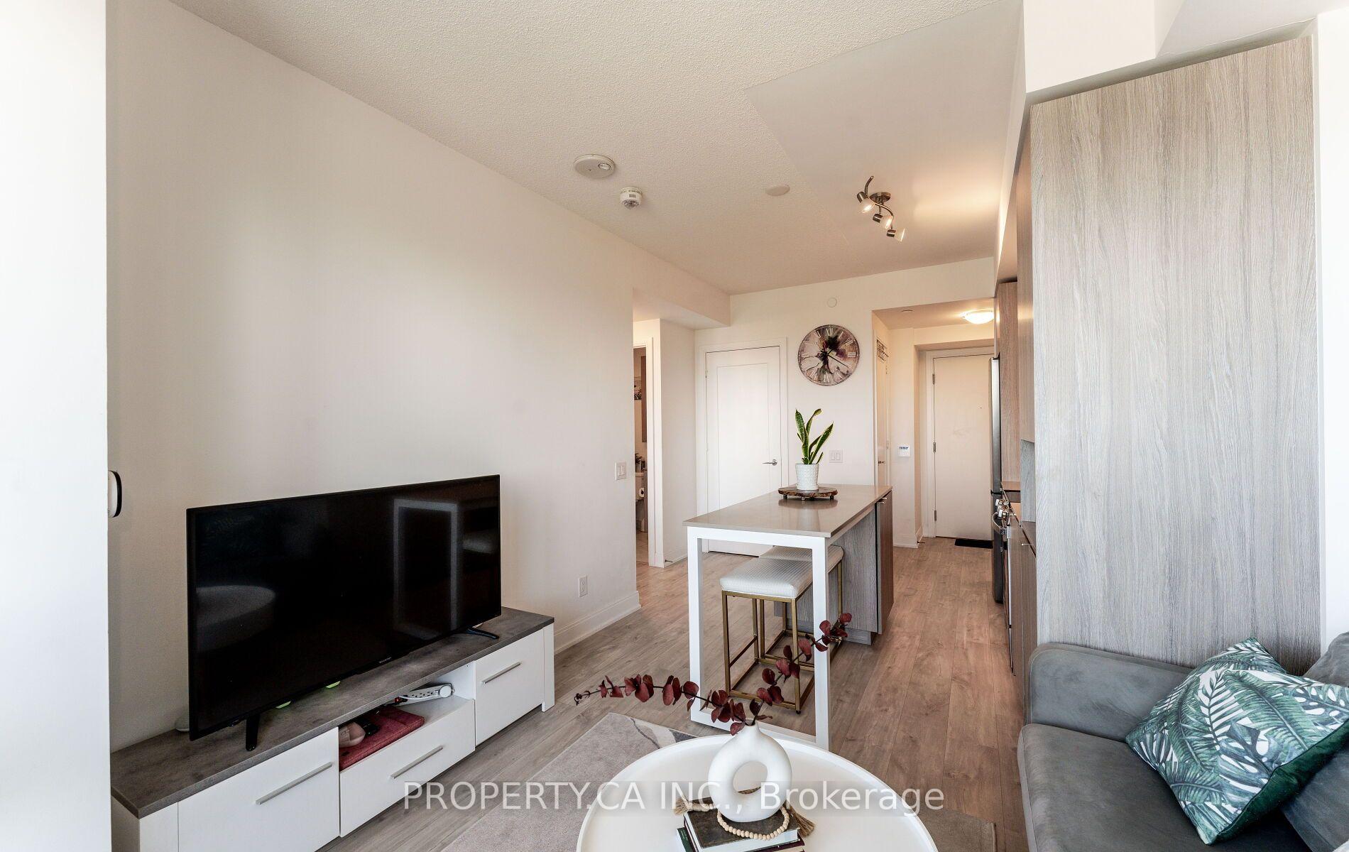 Photo 13 of Unit 2709, 70 Annie Craig Drive, Etobicoke, Mimico — HOMEH