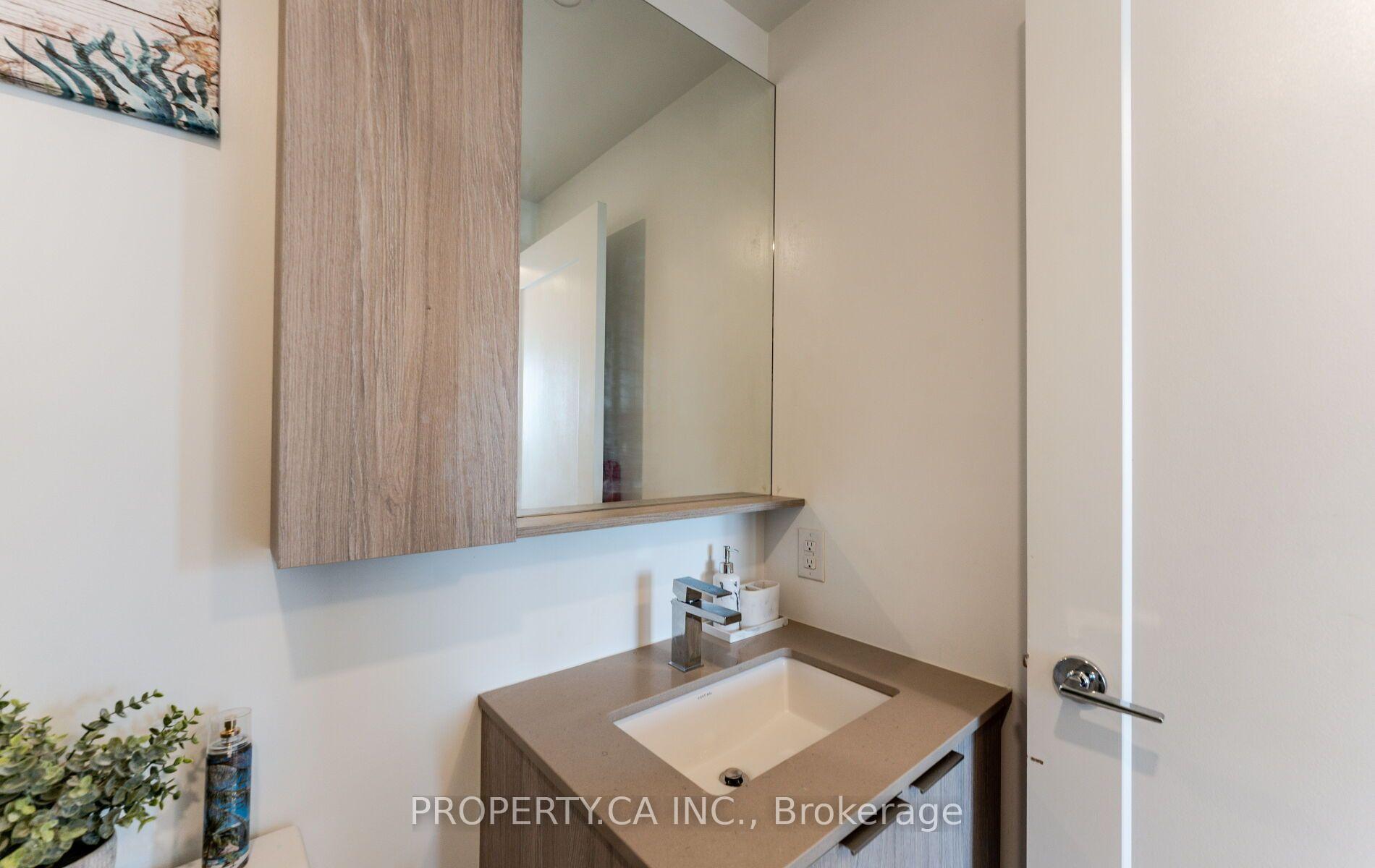Photo 24 of Unit 2709, 70 Annie Craig Drive, Etobicoke, Mimico — HOMEH