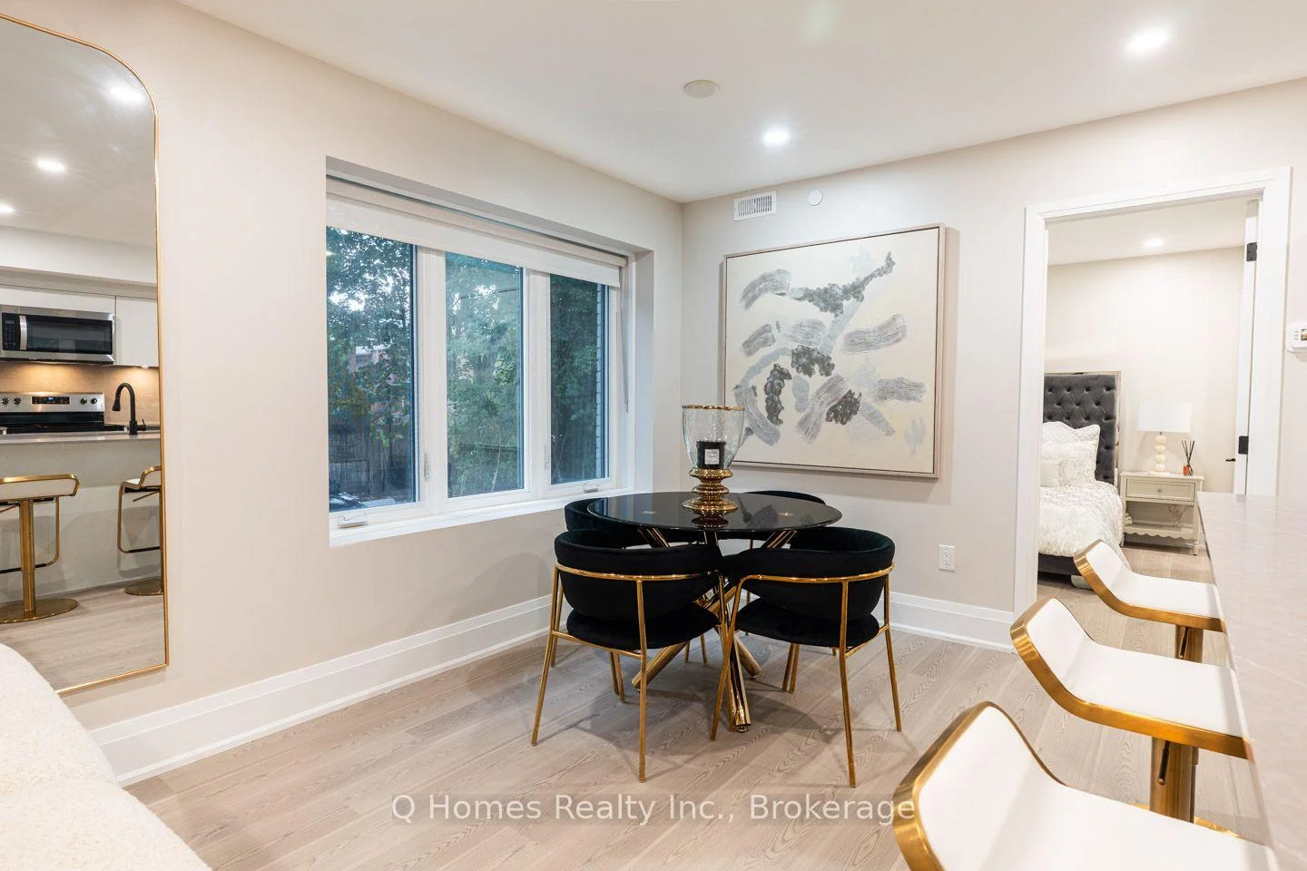 Photo 13 of Unit 202, 1725 Bathurst Street, Toronto, Forest Hill South — HOMEH