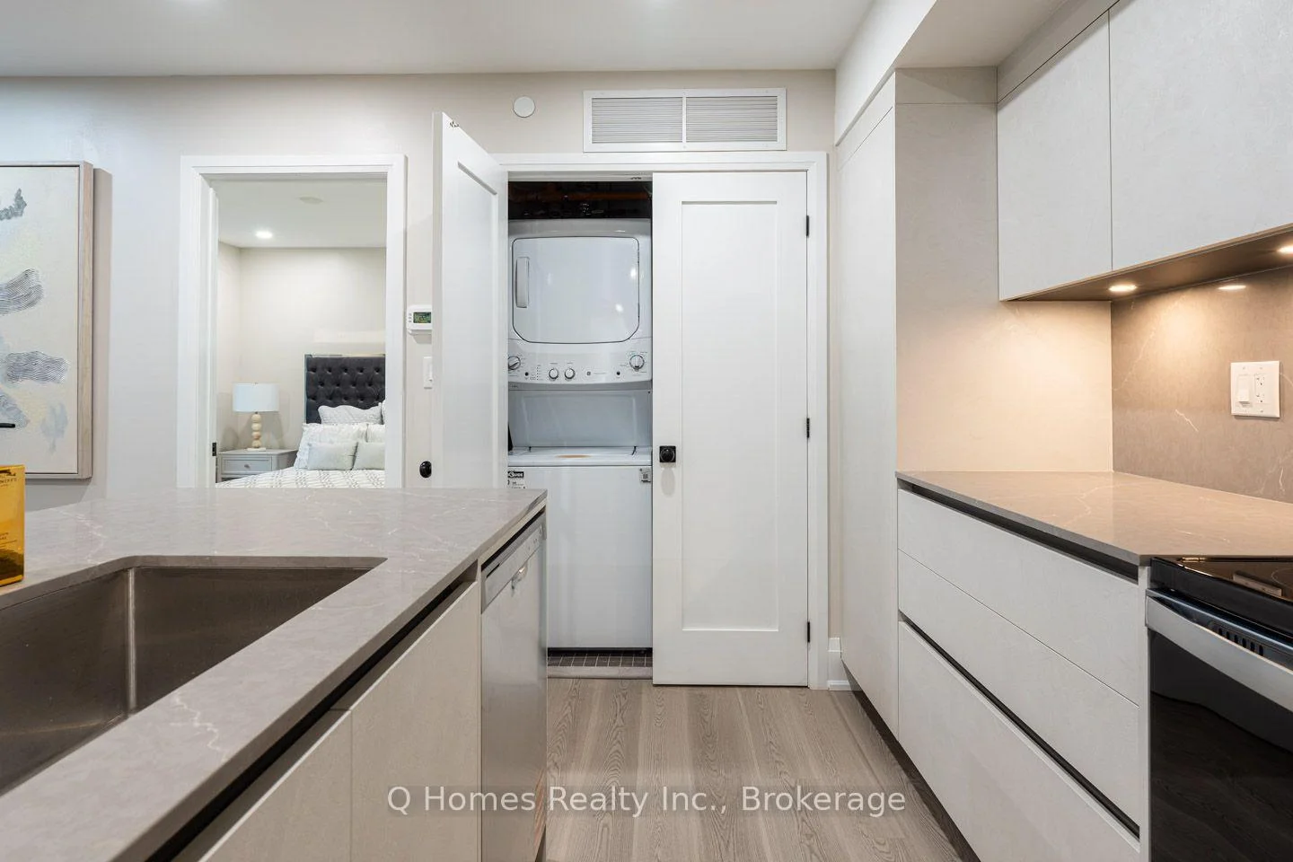 Photo 21 of Unit 202, 1725 Bathurst Street, Toronto, Forest Hill South — HOMEH