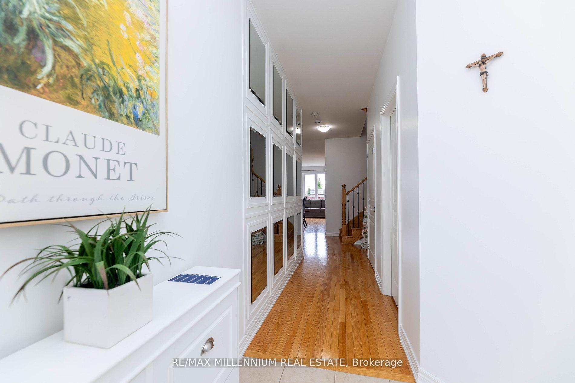 Photo 11 of 9 Pendulum Circle, Brampton, Sandringham-Wellington — HOMEH