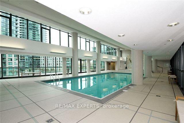 Photo 4 of Unit 1605, 215 Fort York Boulevard, Toronto, Waterfront Communities — HOMEH
