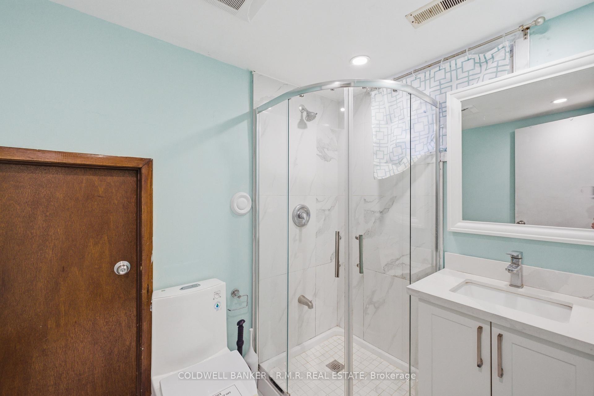 Photo 21 of 1549 Simcoe Street N, Oshawa, Samac — HOMEH