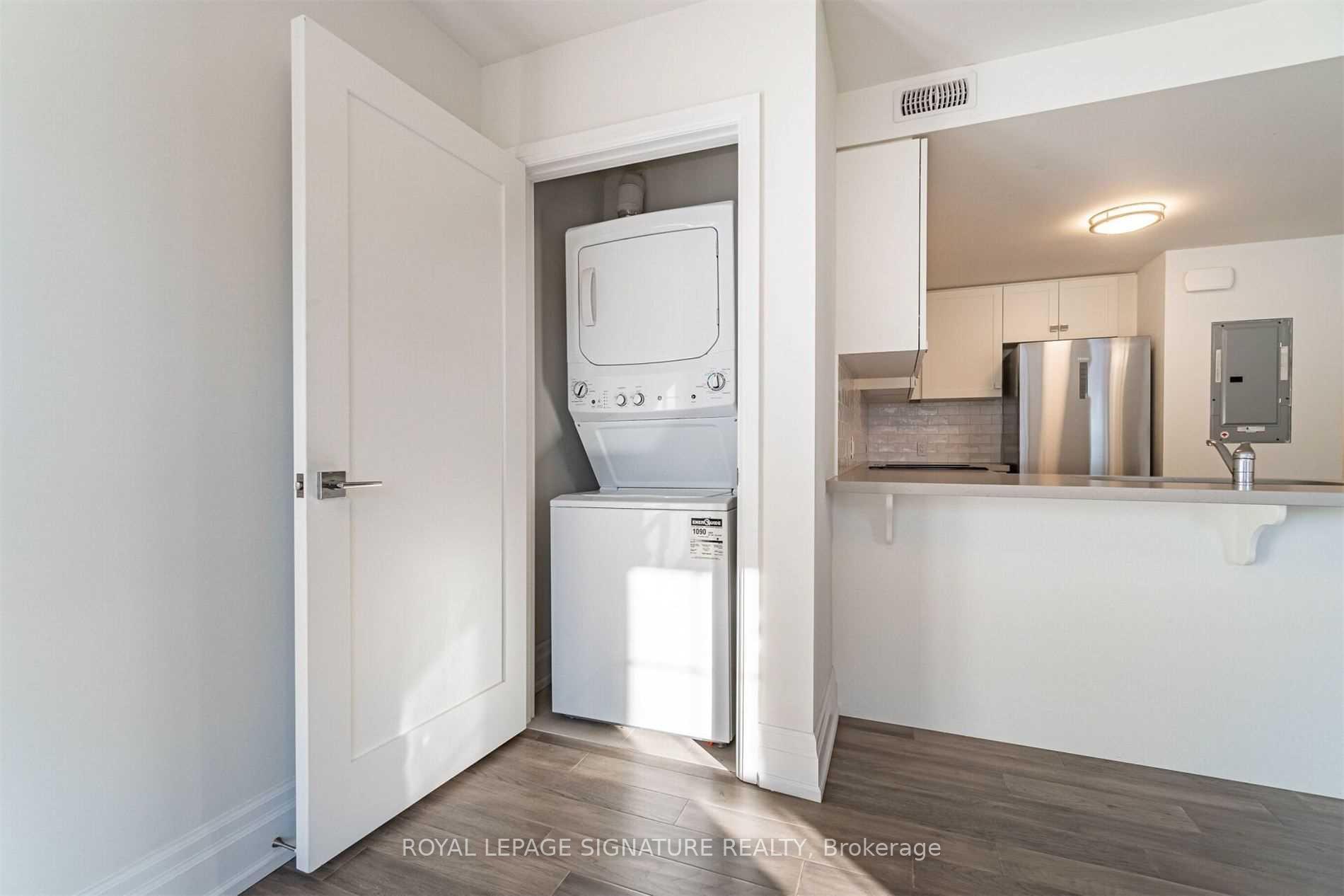 Photo 8 of Unit 202, 760 Lakeshore Road E, Mississauga, Lakeview — HOMEH