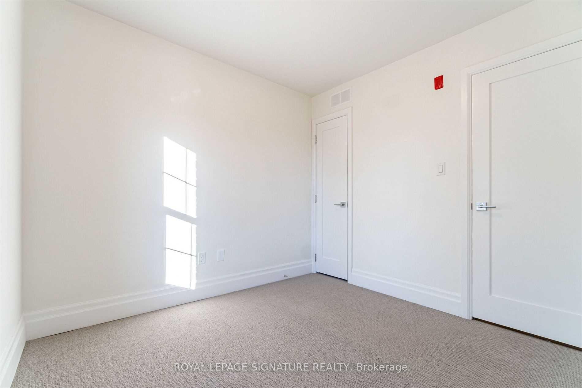 Photo 11 of Unit 202, 760 Lakeshore Road E, Mississauga, Lakeview — HOMEH