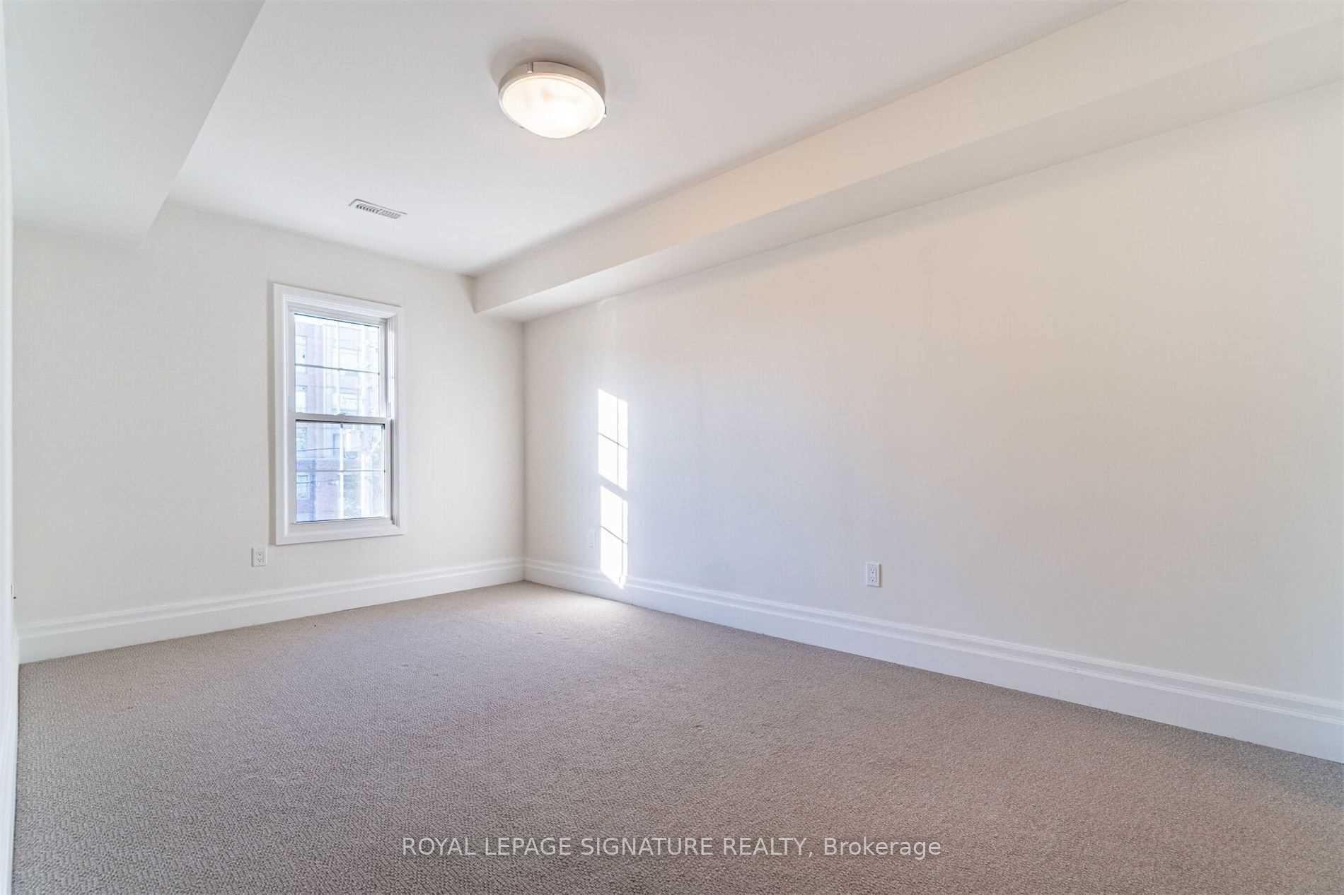 Photo 14 of Unit 202, 760 Lakeshore Road E, Mississauga, Lakeview — HOMEH