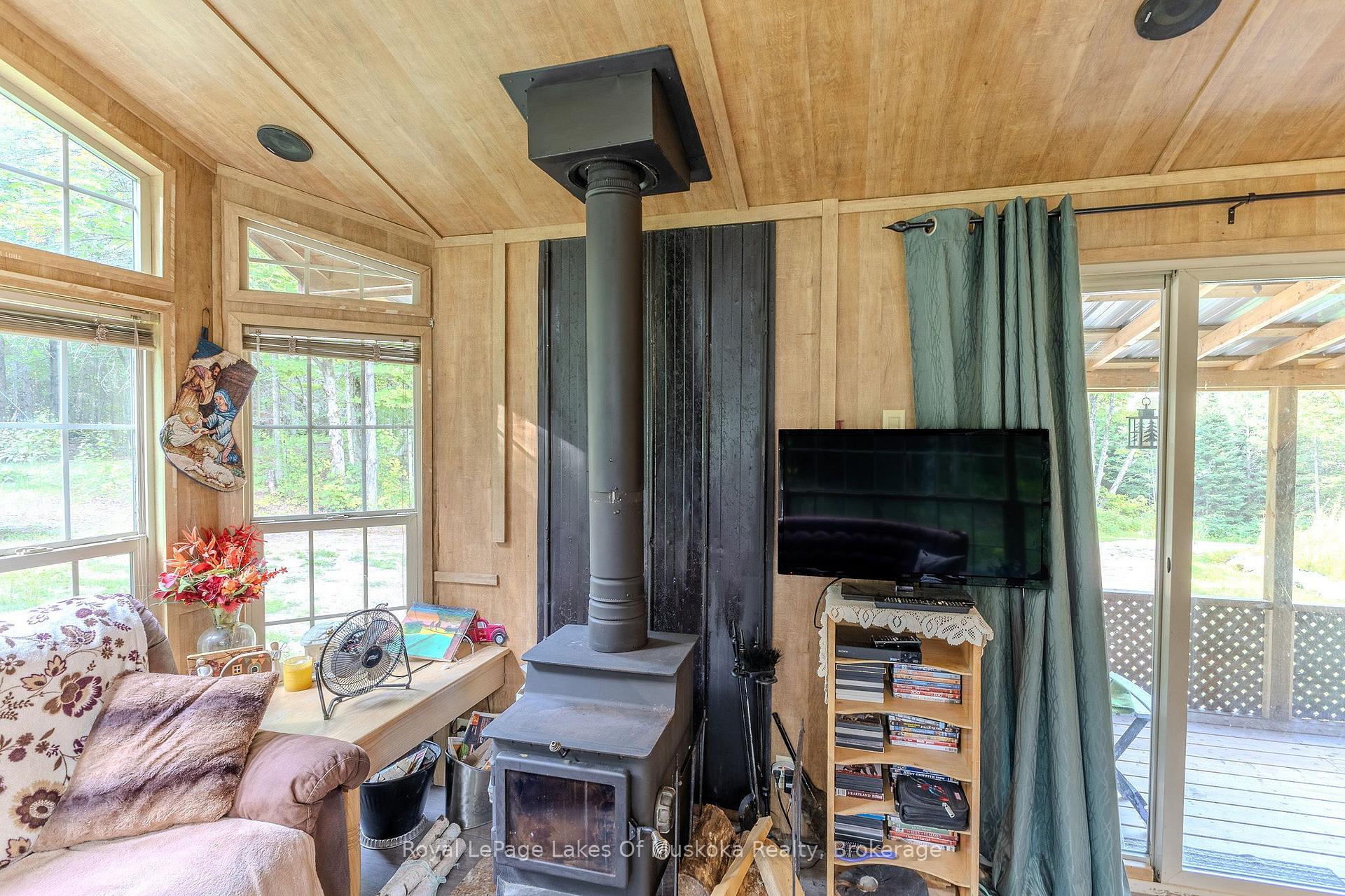 Photo 11 of 88 Rye Road, Parry Sound Remote Area, Lount — HOMEH