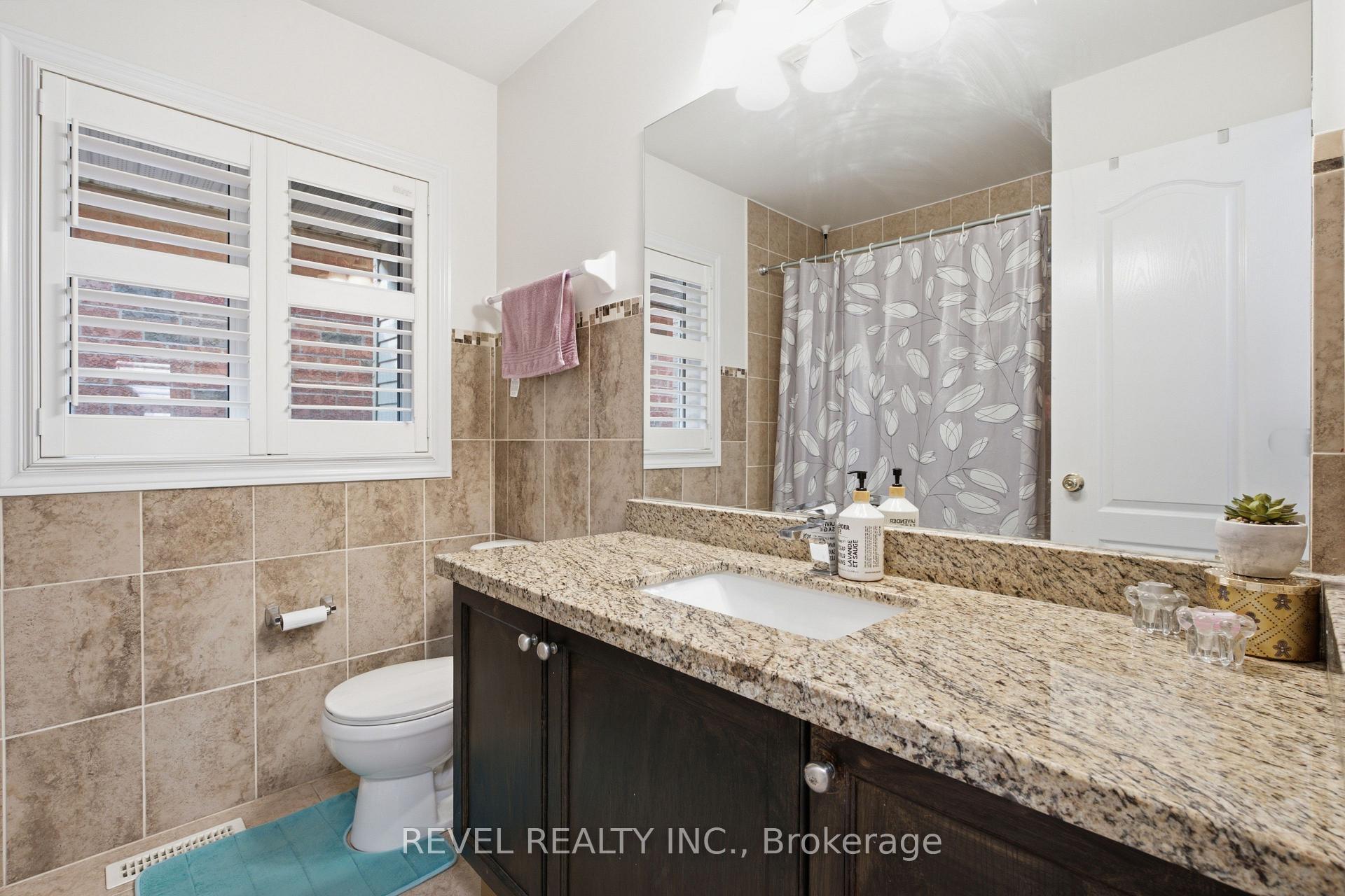 Photo 21 of 256 Giddings Crescent, Milton, Scott — HOMEH