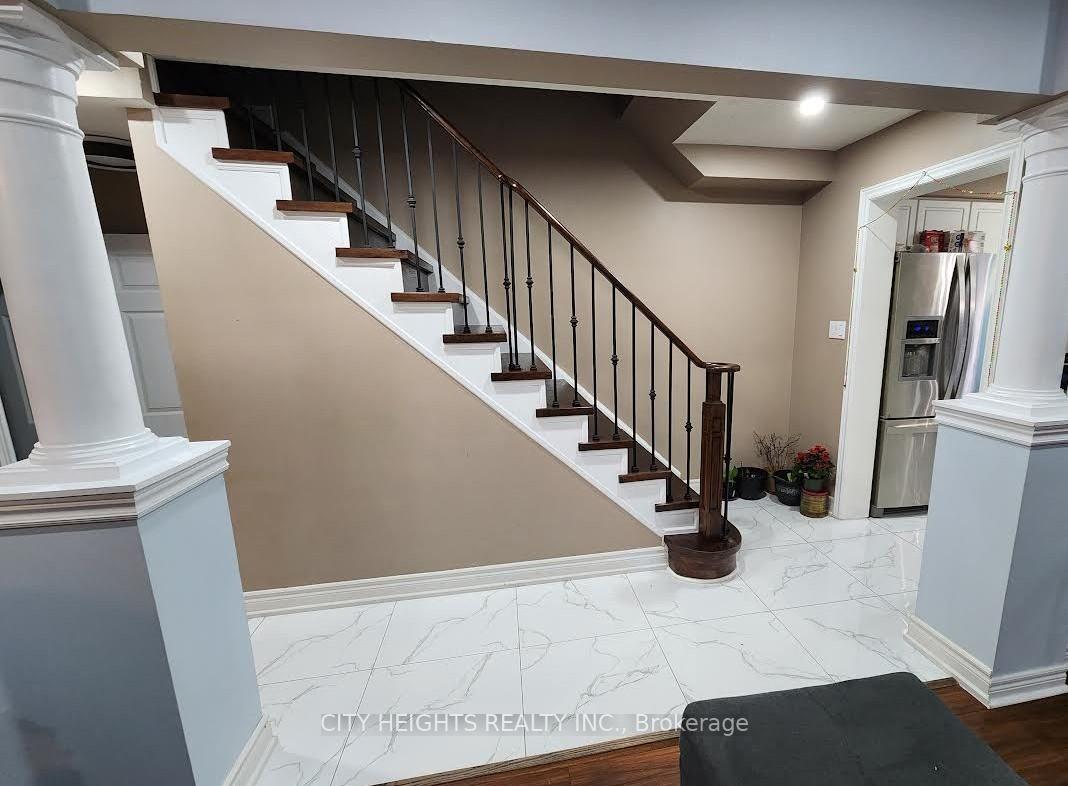 Photo 8 of 3653 Partition Road, Mississauga, Lisgar — HOMEH