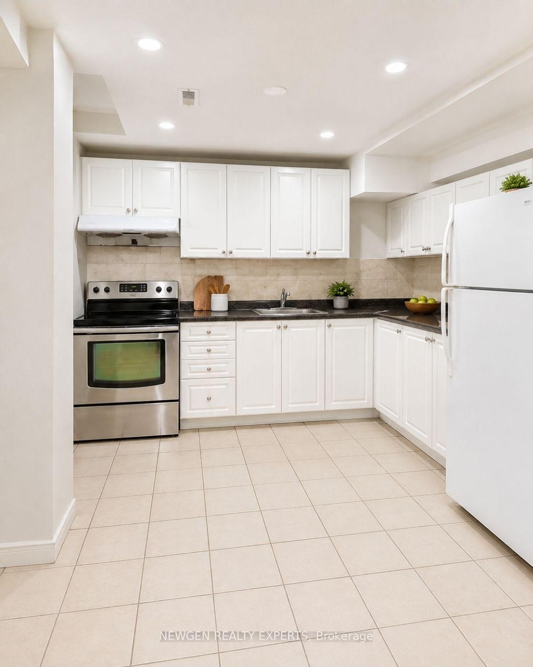 Photo 1 of Unit Bsmnt, 35 Casemore Road, Scarborough, Rouge — HOMEH