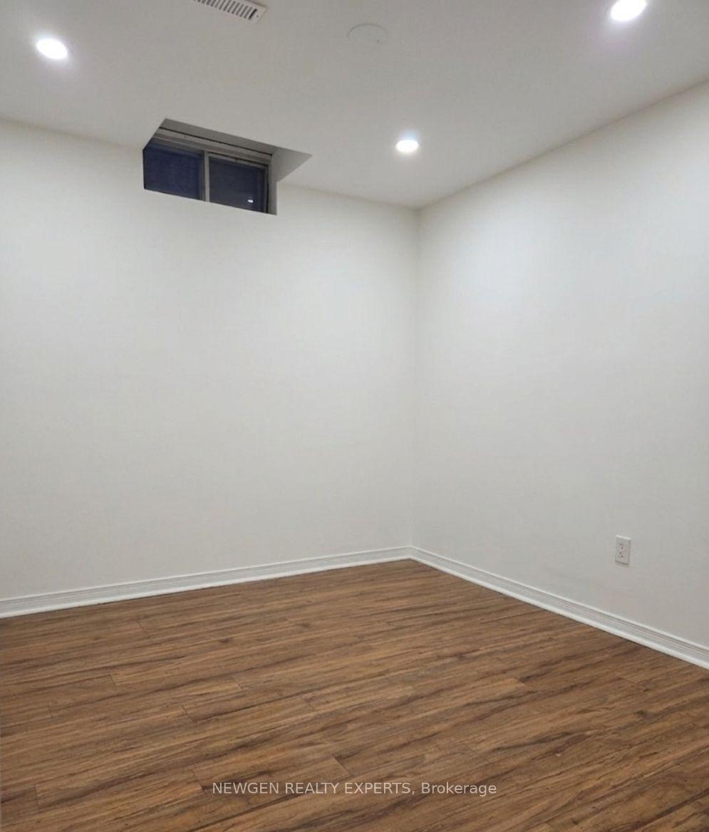 Photo 5 of Unit Bsmnt, 35 Casemore Road, Scarborough, Rouge — HOMEH