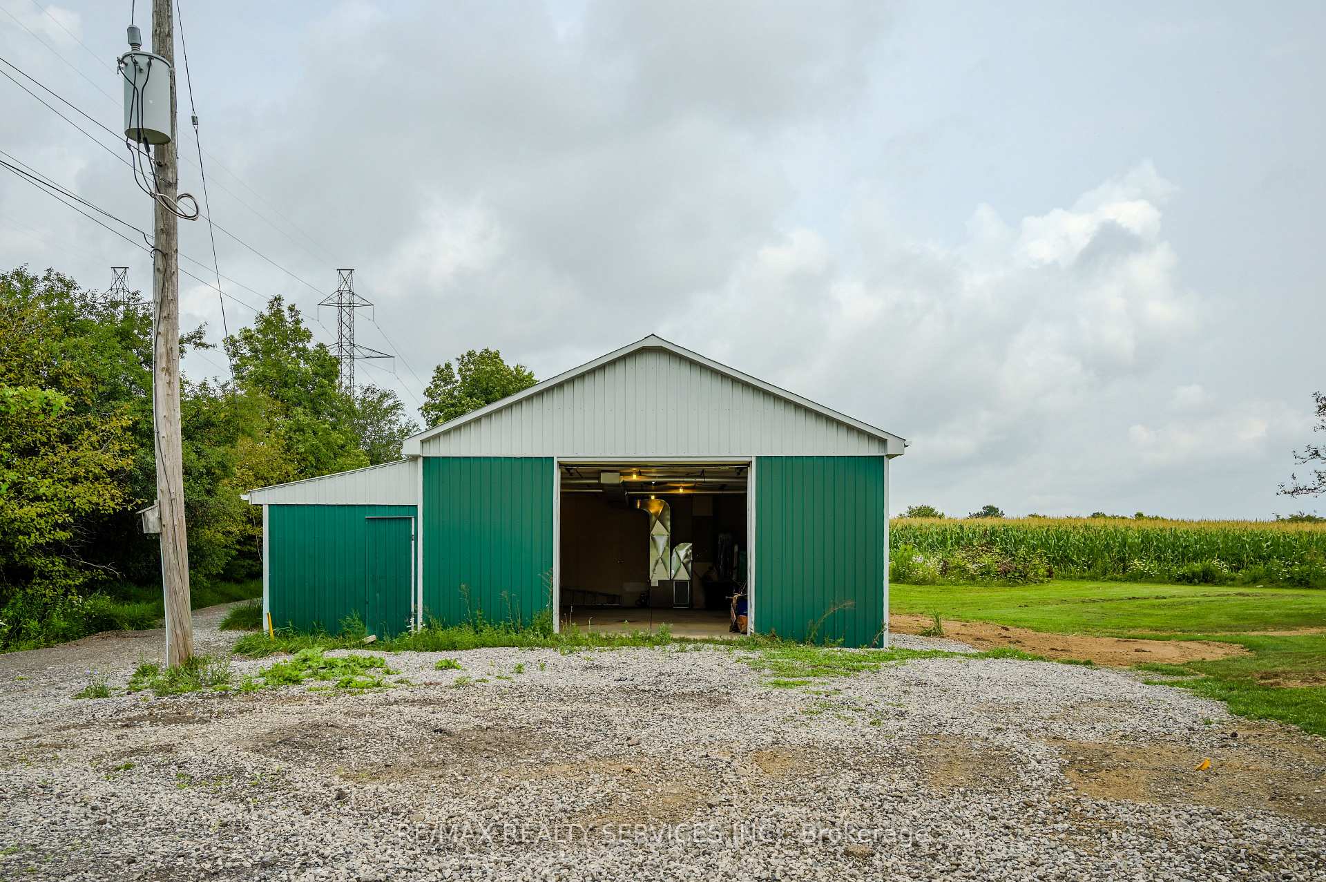 Photo 22 of 107 6th Line, Haldimand — HOMEH