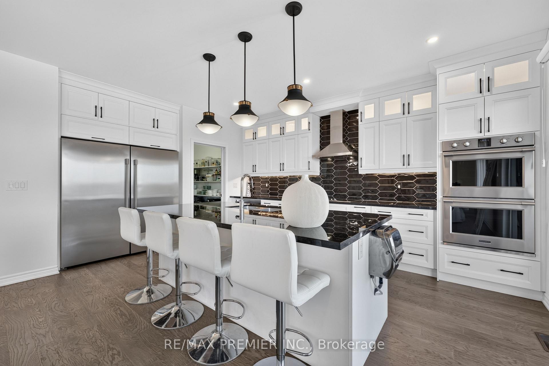 Photo 7 of 3020 Sierra Drive, Orillia — HOMEH