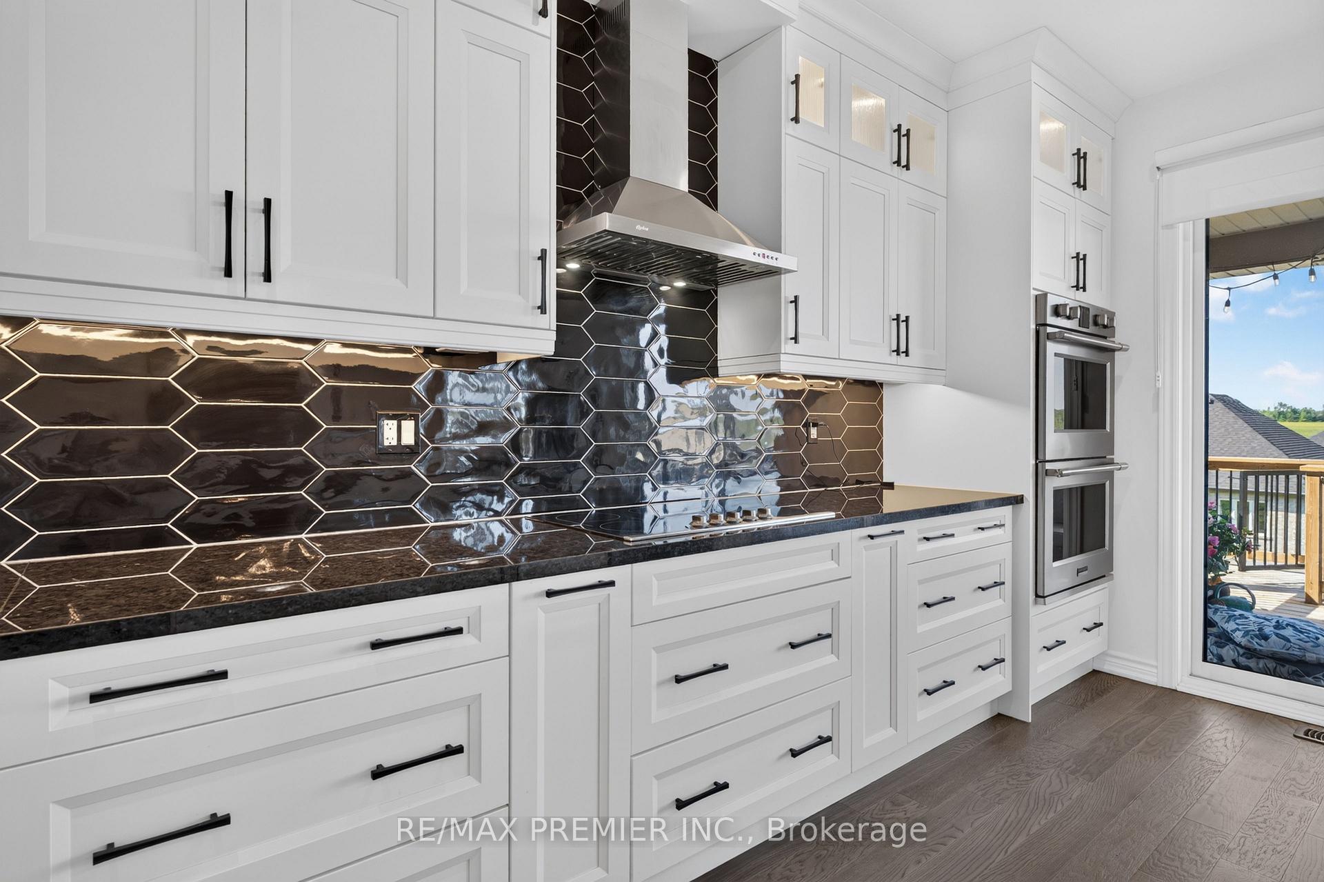 Photo 12 of 3020 Sierra Drive, Orillia — HOMEH
