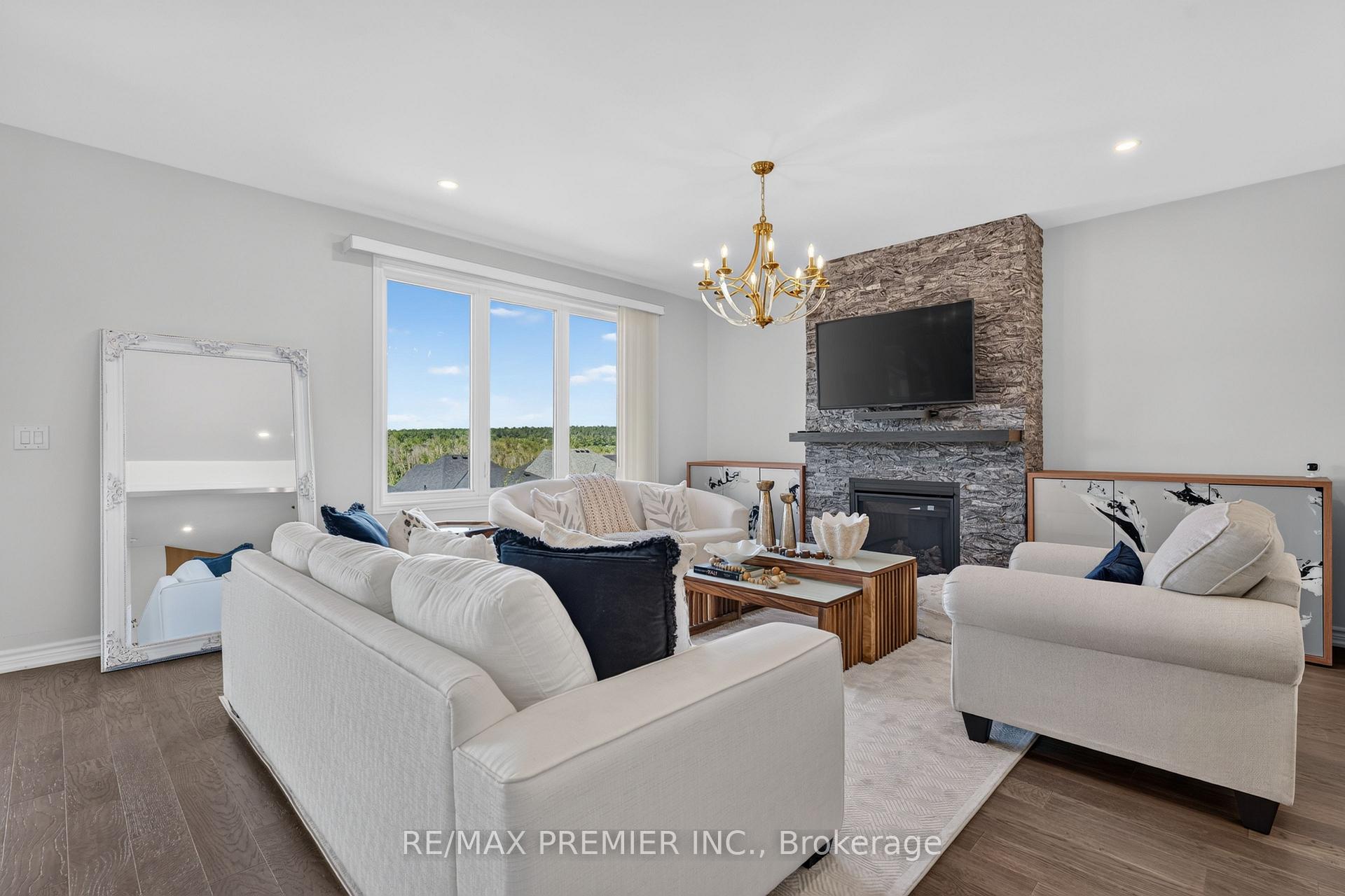 Photo 14 of 3020 Sierra Drive, Orillia — HOMEH