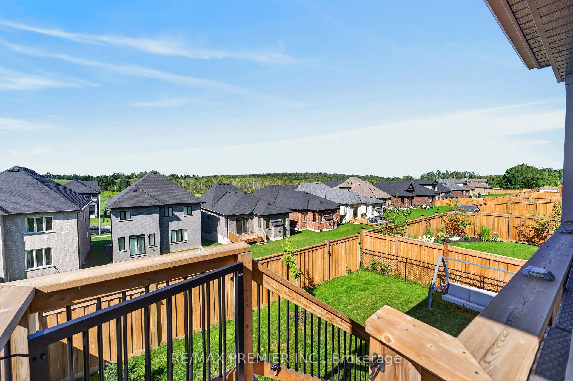 Photo 19 of 3020 Sierra Drive, Orillia — HOMEH