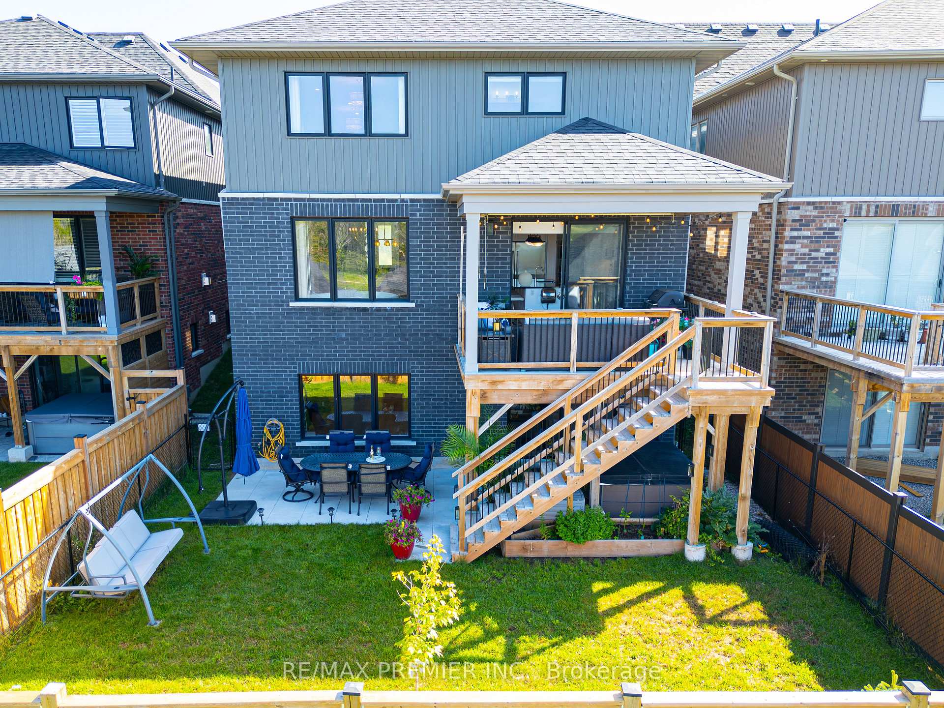 Photo 47 of 3020 Sierra Drive, Orillia — HOMEH