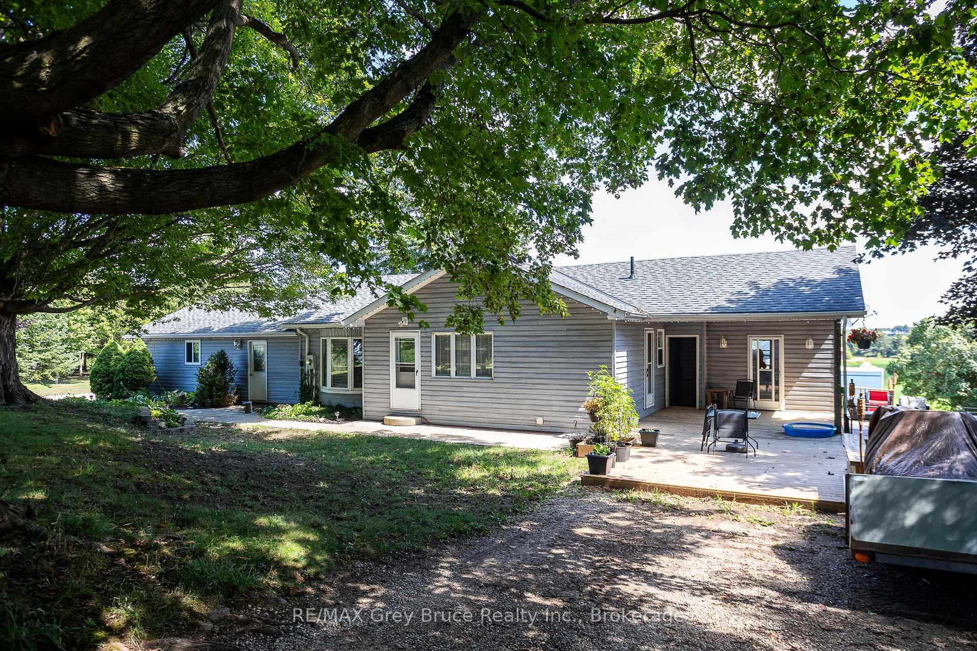 Photo 3 of 21484 Grey 16 Road, Chatsworth — HOMEH