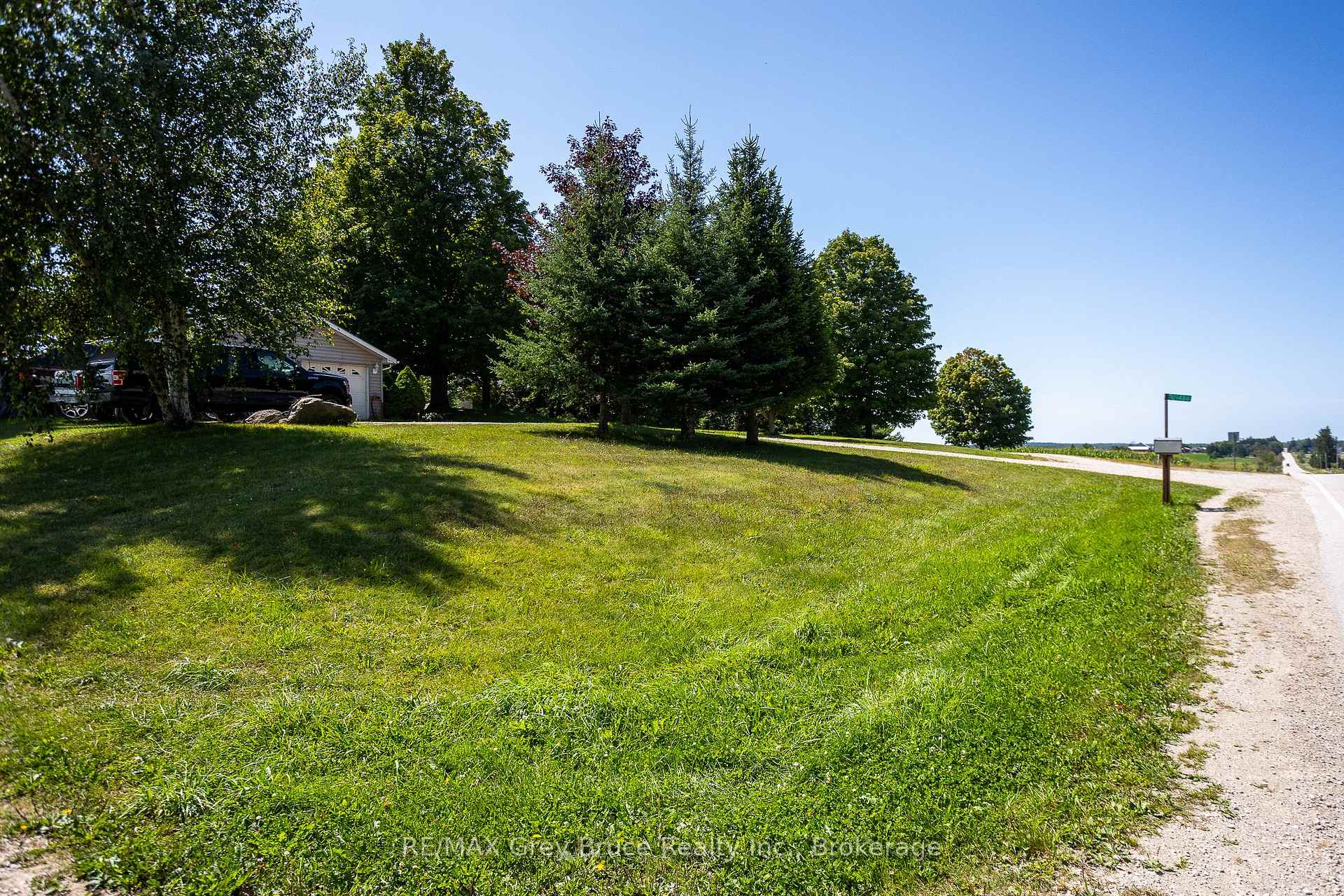 Photo 22 of 21484 Grey 16 Road, Chatsworth — HOMEH