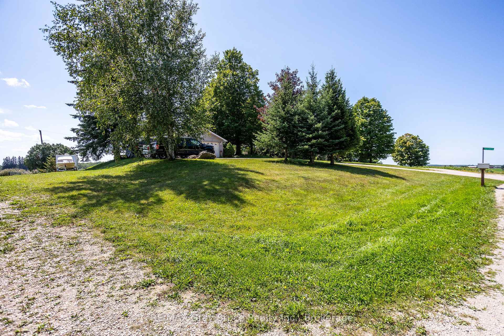 Photo 24 of 21484 Grey 16 Road, Chatsworth — HOMEH