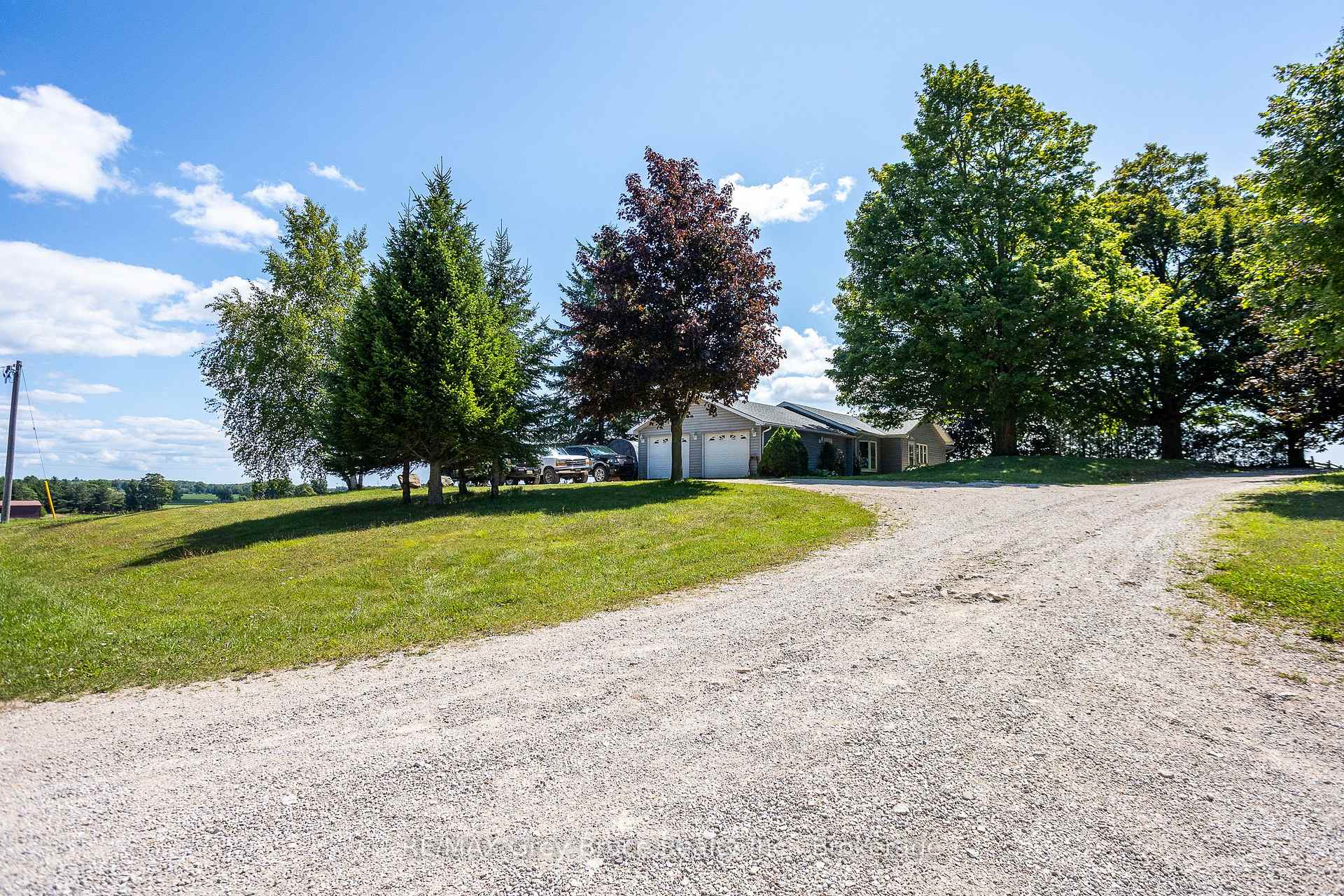 Photo 31 of 21484 Grey 16 Road, Chatsworth — HOMEH