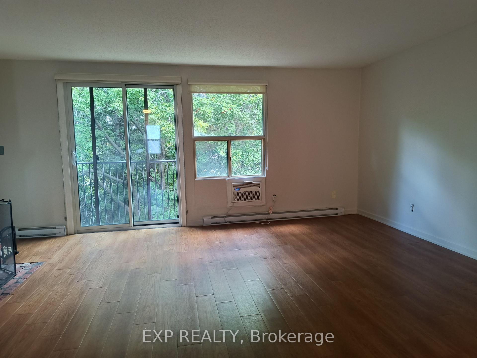 Photo 5 of Unit 002, 1310 Richmond Road, Ottawa, Lincoln Heights — HOMEH