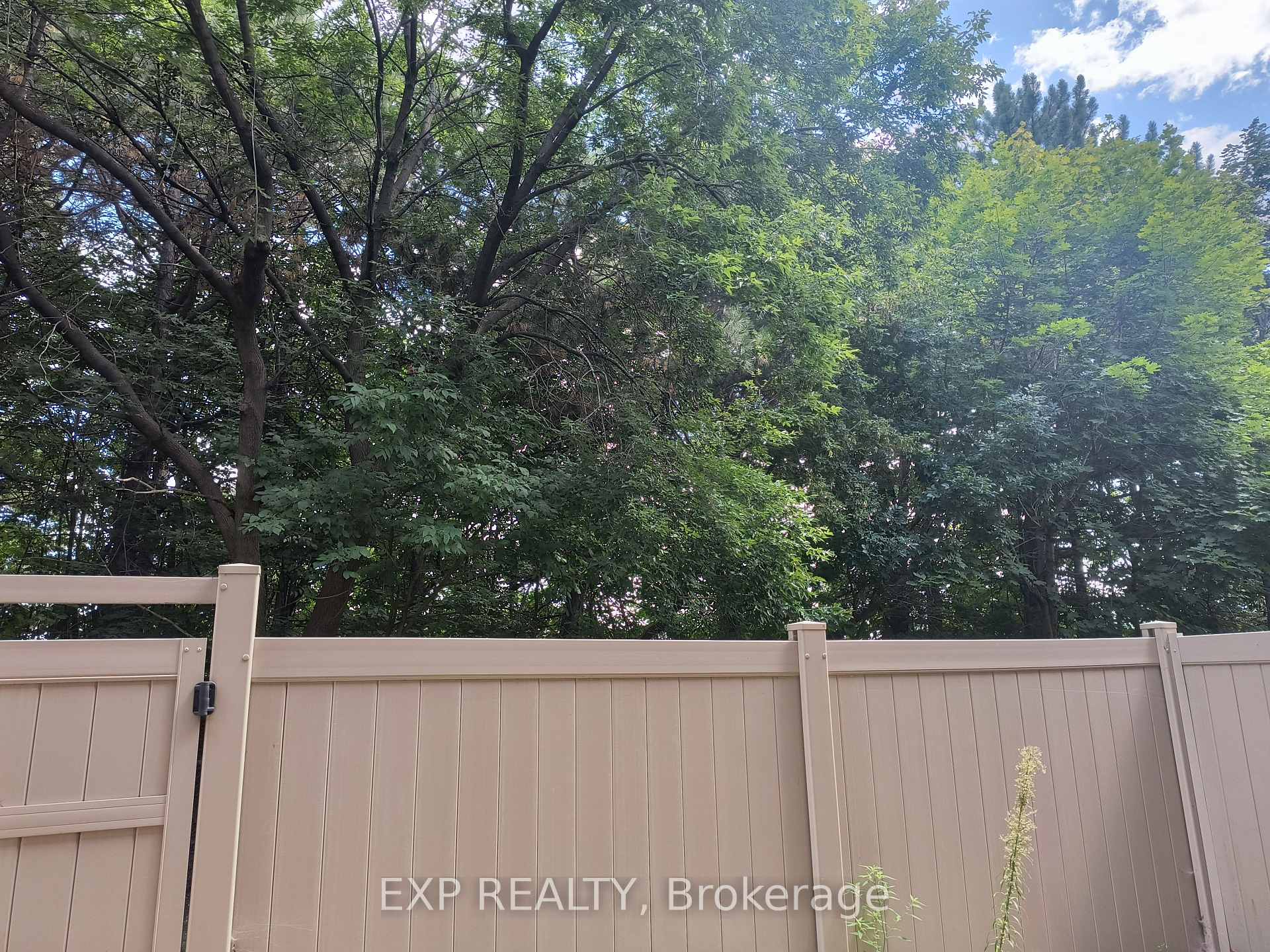 Photo 18 of Unit 002, 1310 Richmond Road, Ottawa, Lincoln Heights — HOMEH