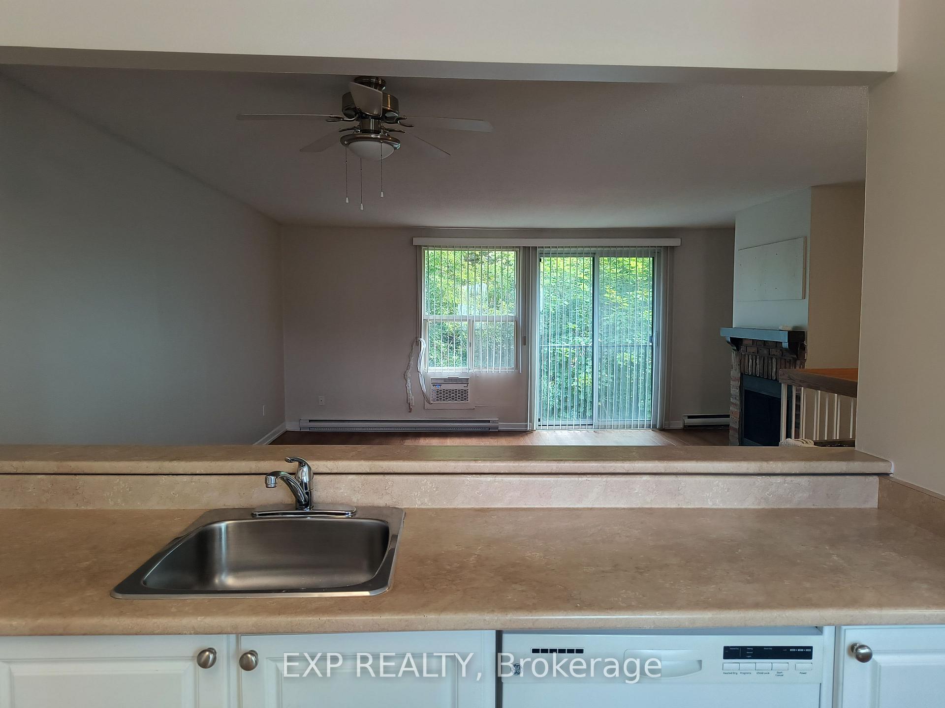 Photo 3 of Unit 003, 1310 Richmond Road, Ottawa, Lincoln Heights — HOMEH