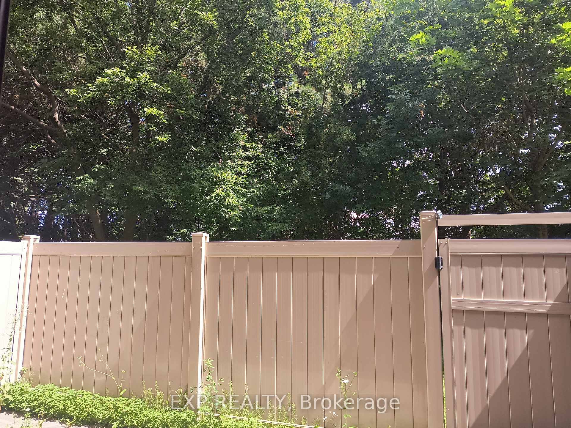 Photo 11 of Unit 003, 1310 Richmond Road, Ottawa, Lincoln Heights — HOMEH