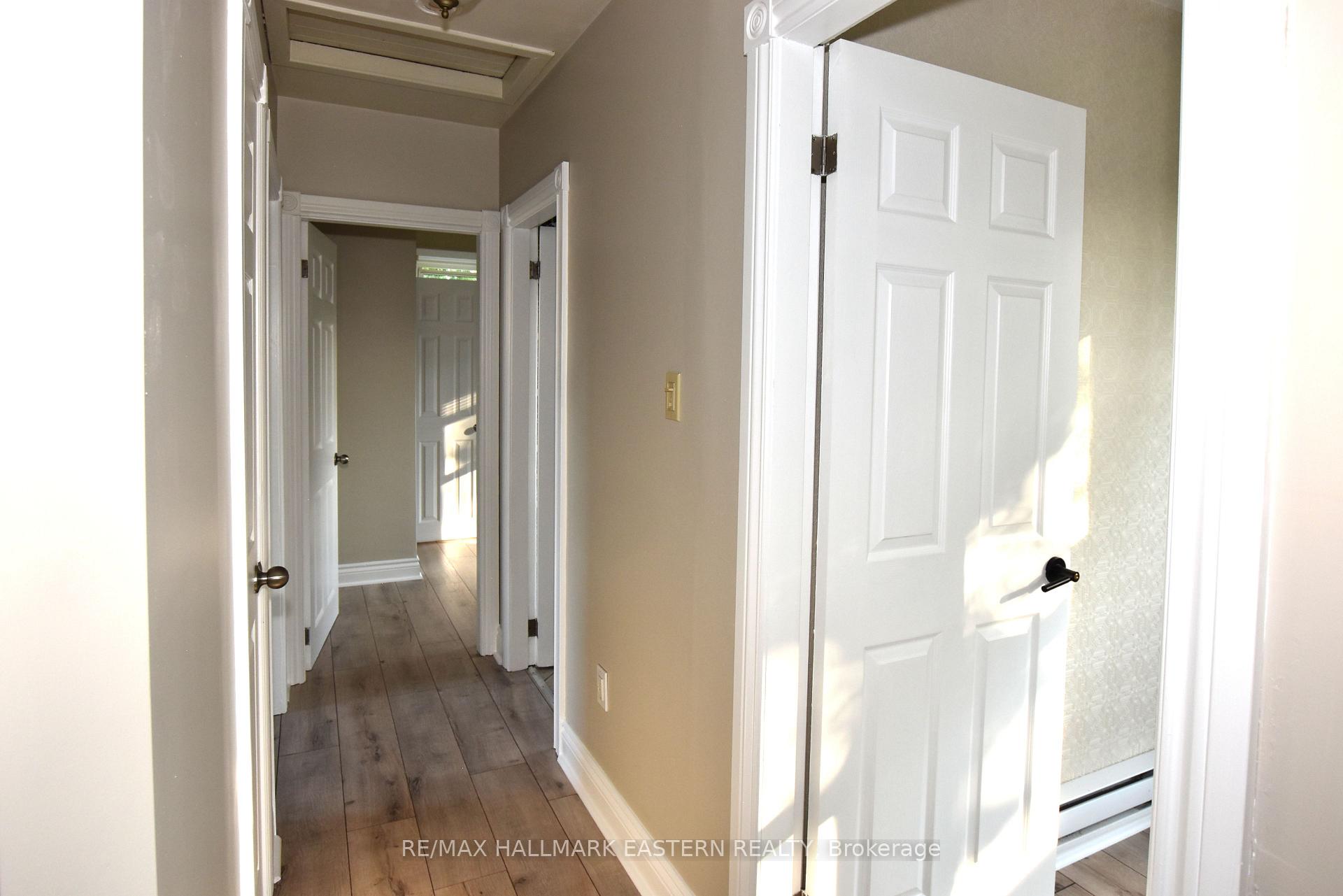 Photo 14 of 289 Bennet Street, Peterborough, Northcrest Ward 5 — HOMEH