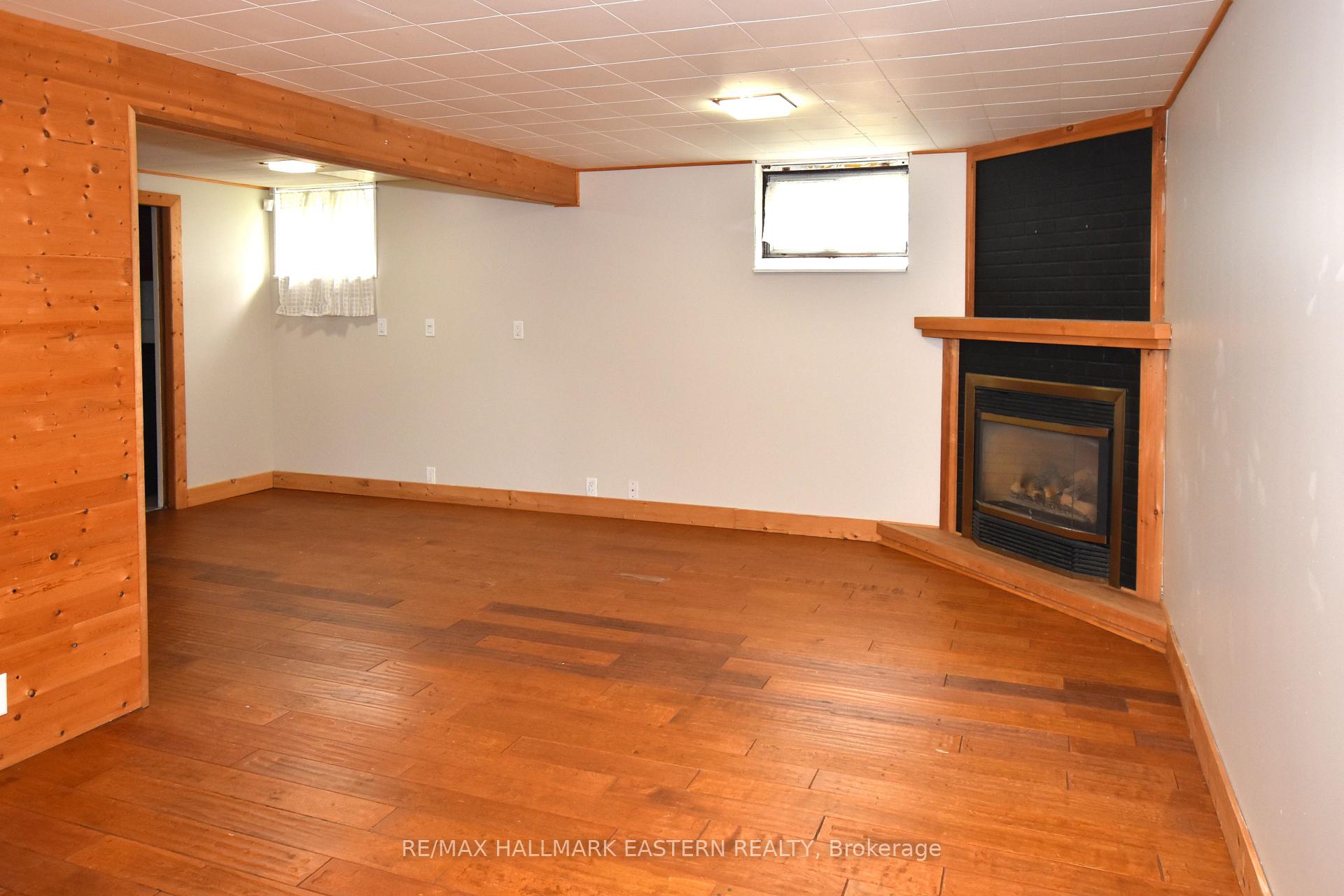 Photo 30 of 289 Bennet Street, Peterborough, Northcrest Ward 5 — HOMEH