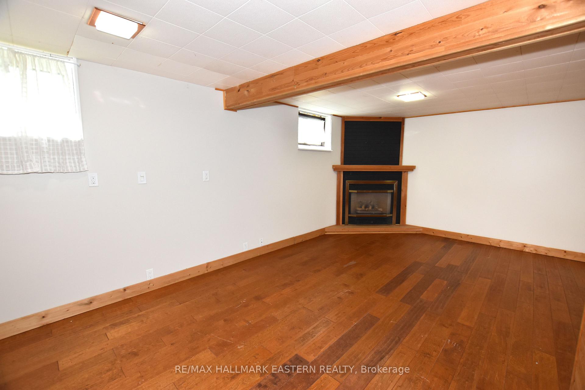 Photo 31 of 289 Bennet Street, Peterborough, Northcrest Ward 5 — HOMEH