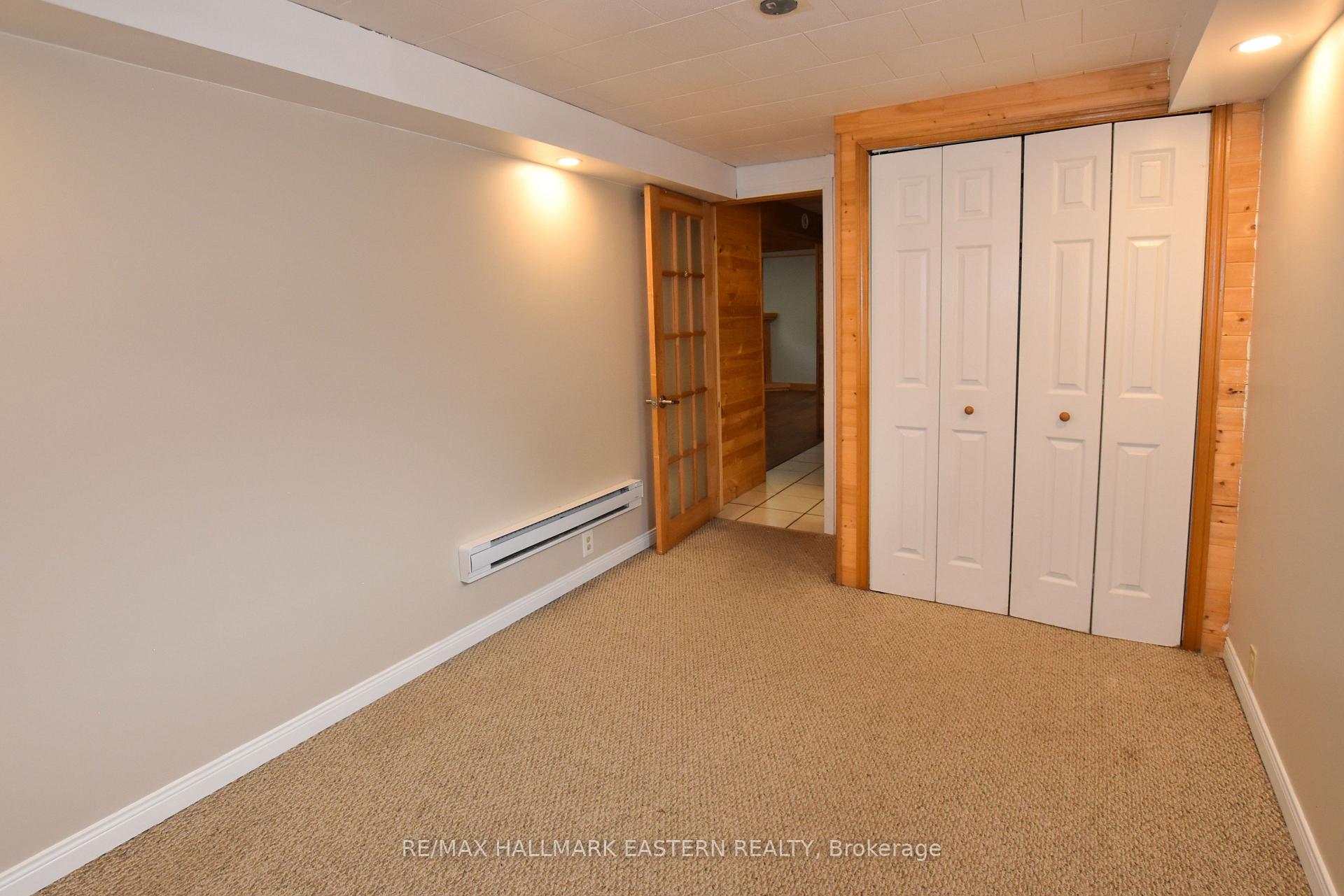 Photo 36 of 289 Bennet Street, Peterborough, Northcrest Ward 5 — HOMEH