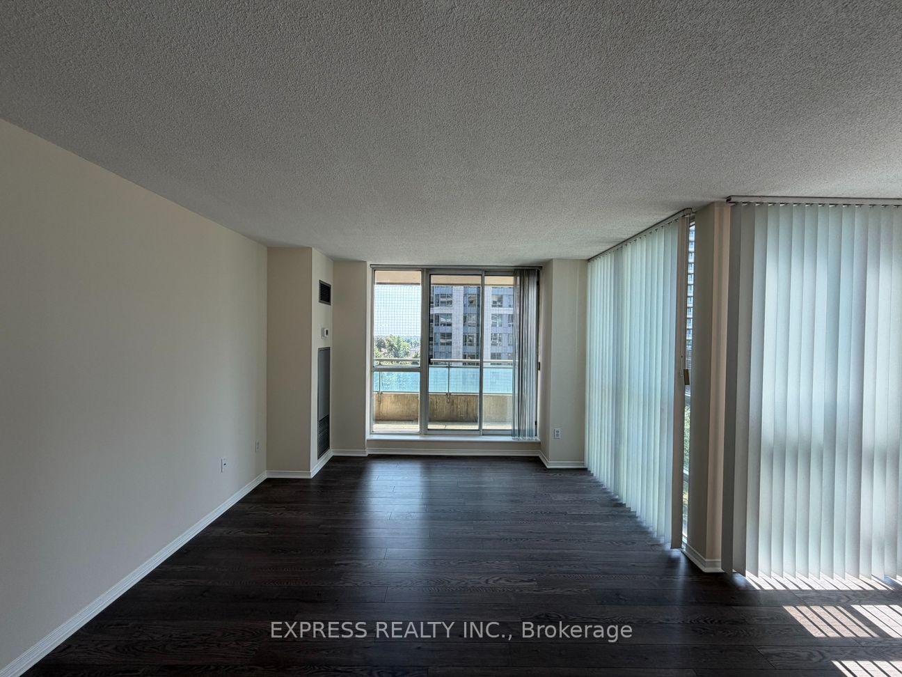 Photo 4 of Unit 715, 39 Pemberton Avenue, North York, Newtonbrook East — HOMEH
