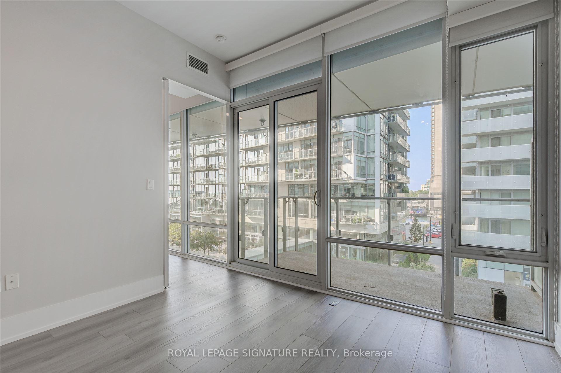 Photo 8 of Unit 424, 29 Queens Quay E, Toronto, Waterfront Communities — HOMEH