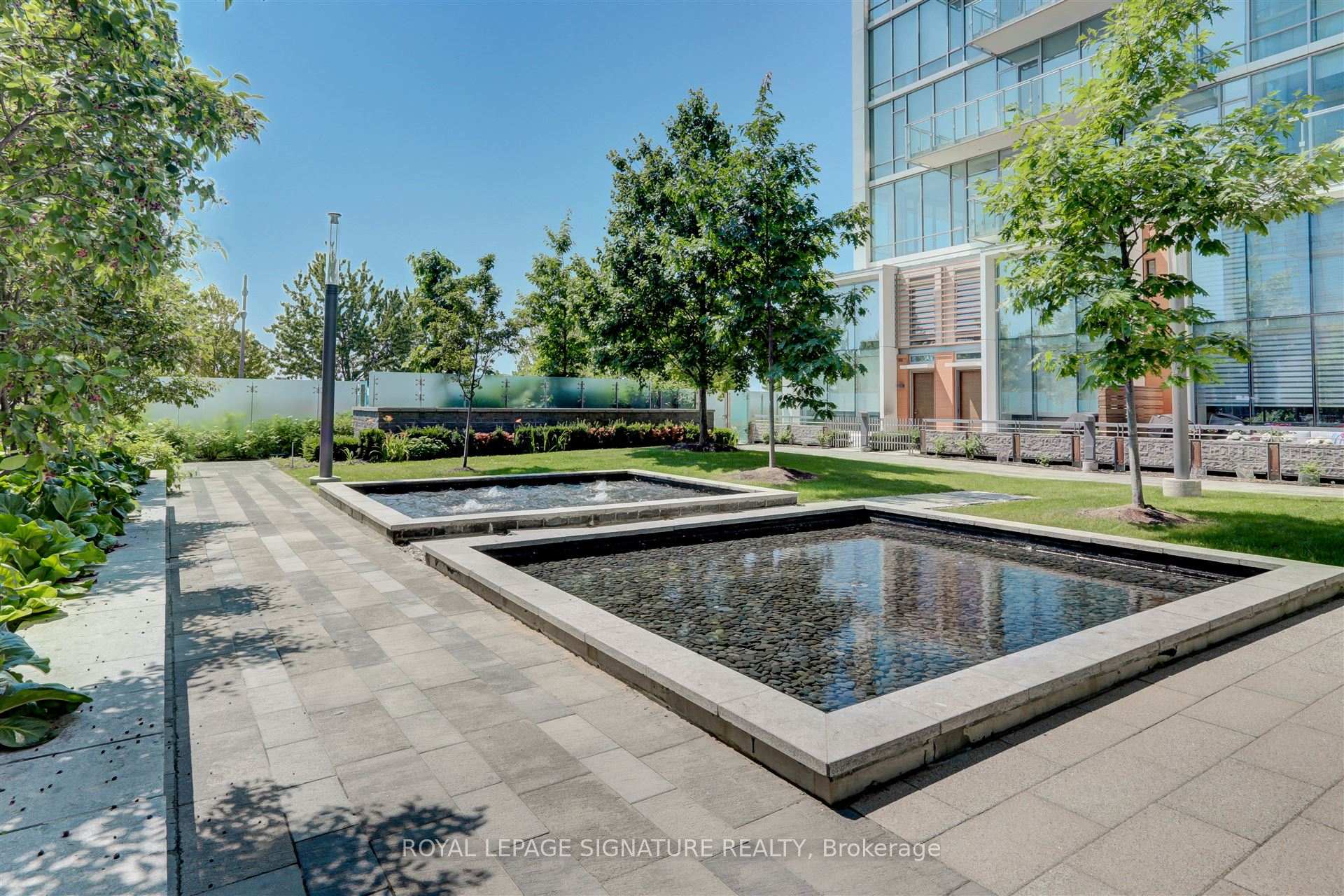 Photo 21 of Unit 424, 29 Queens Quay E, Toronto, Waterfront Communities — HOMEH