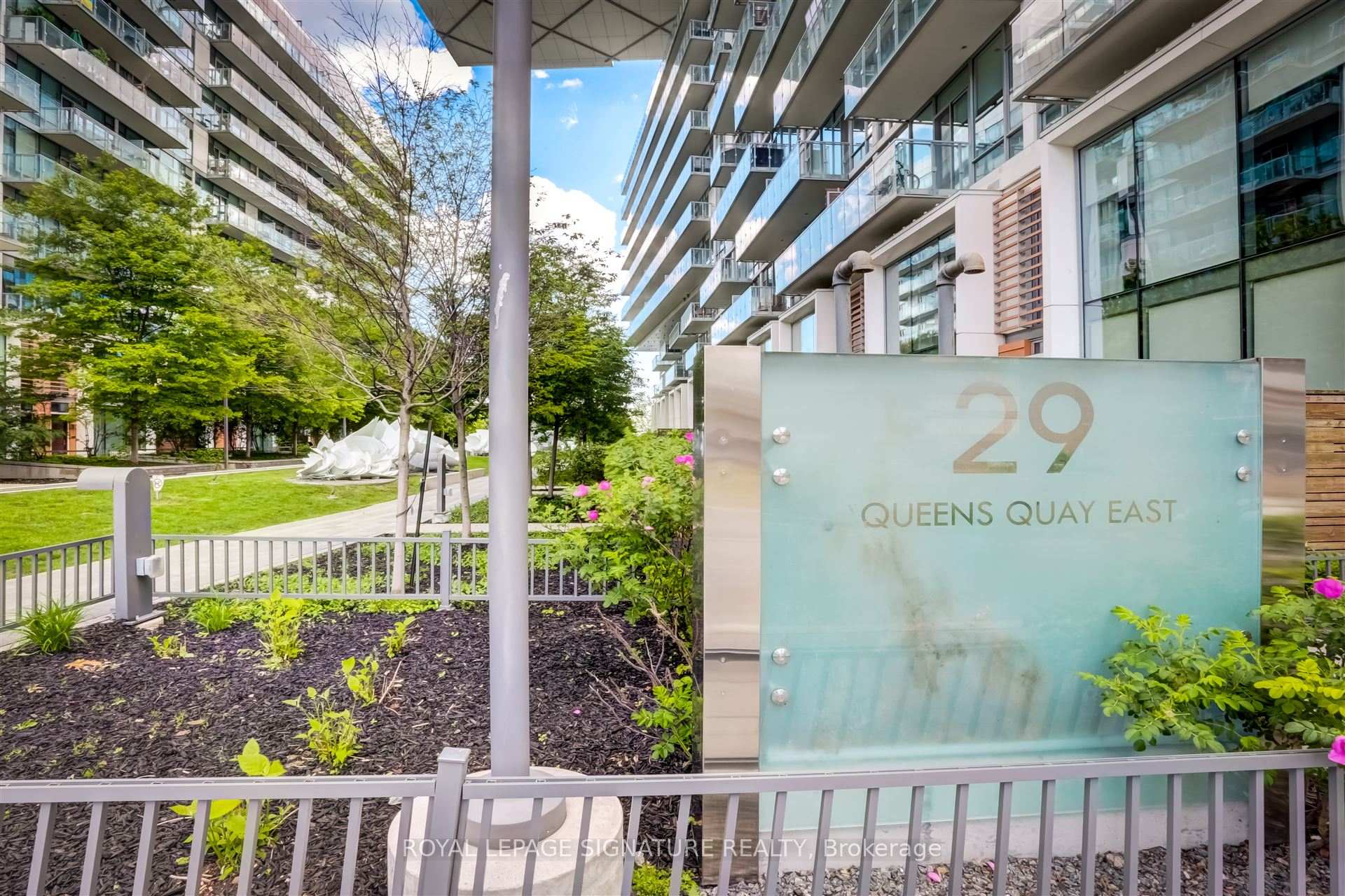 Photo 23 of Unit 424, 29 Queens Quay E, Toronto, Waterfront Communities — HOMEH