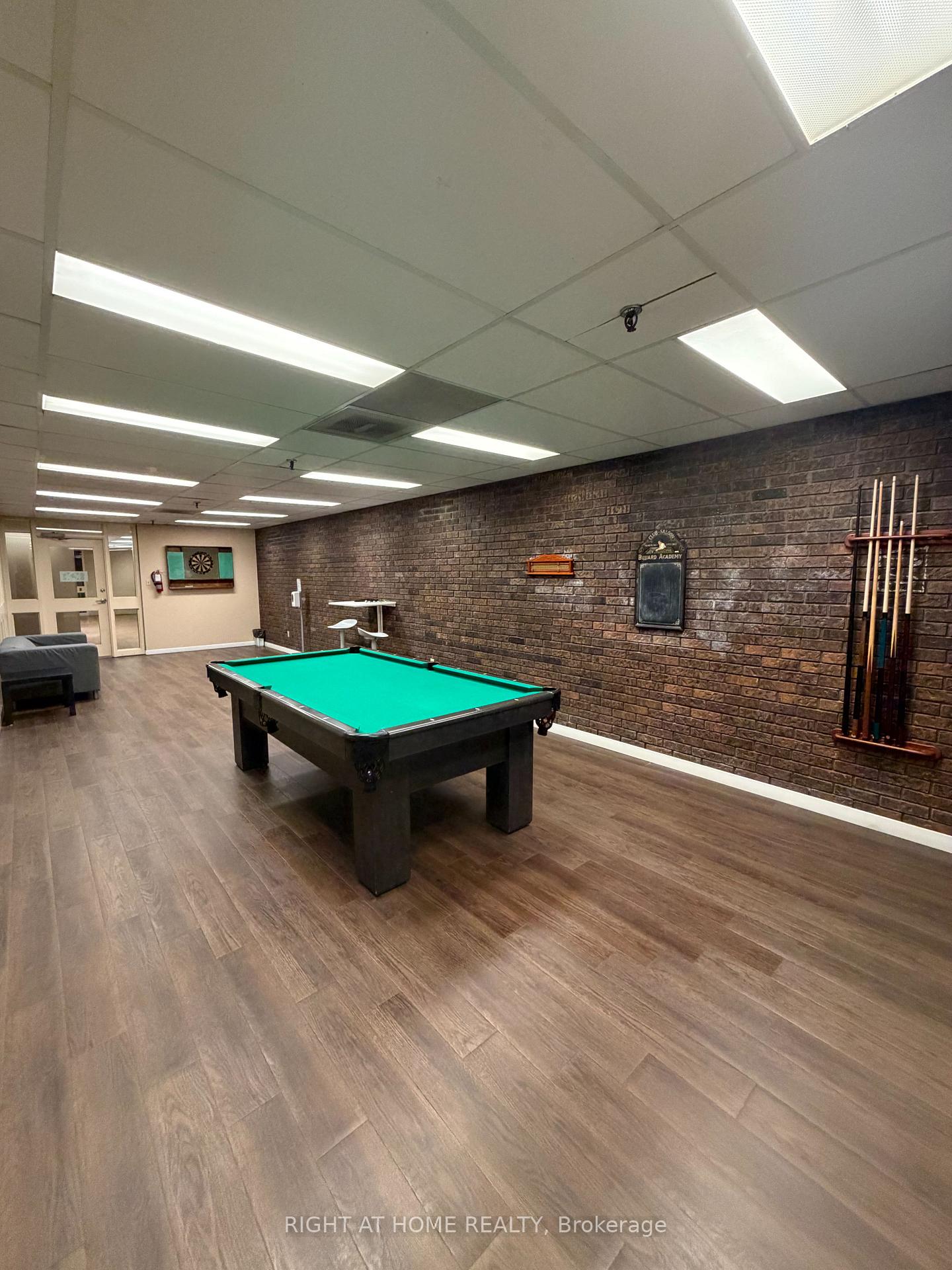 Photo 29 of Unit 802, 60 Inverlochy Boulevard, Markham, Royal Orchard — HOMEH