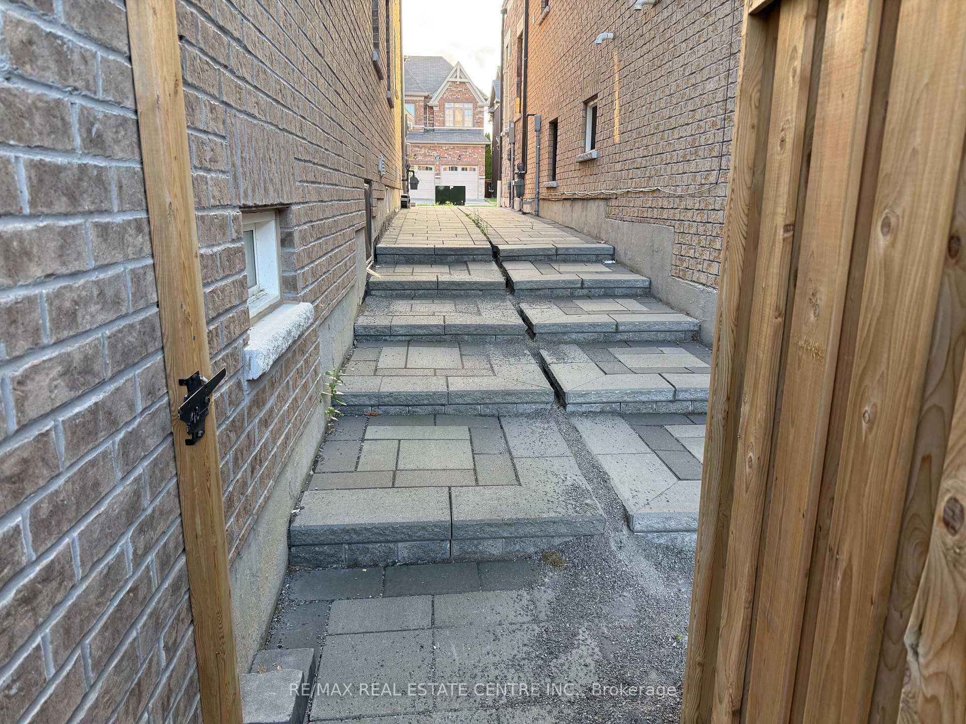 Photo 5 of Unit Basement, 41 Bremner Street, Whitby, Rolling Acres — HOMEH