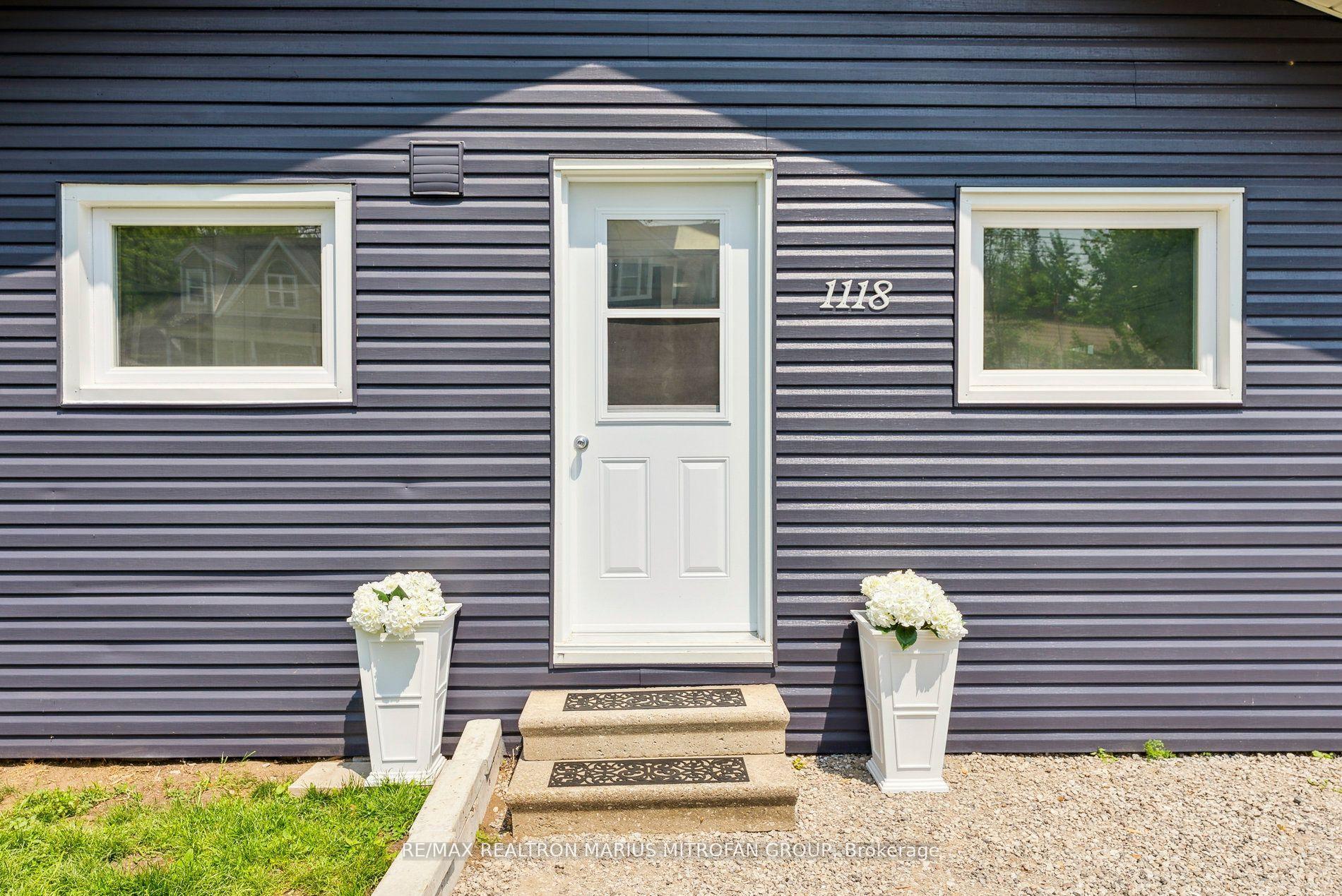 Photo 2 of 1118 Stoney Point Road, Innisfil, Rural Innisfil — HOMEH